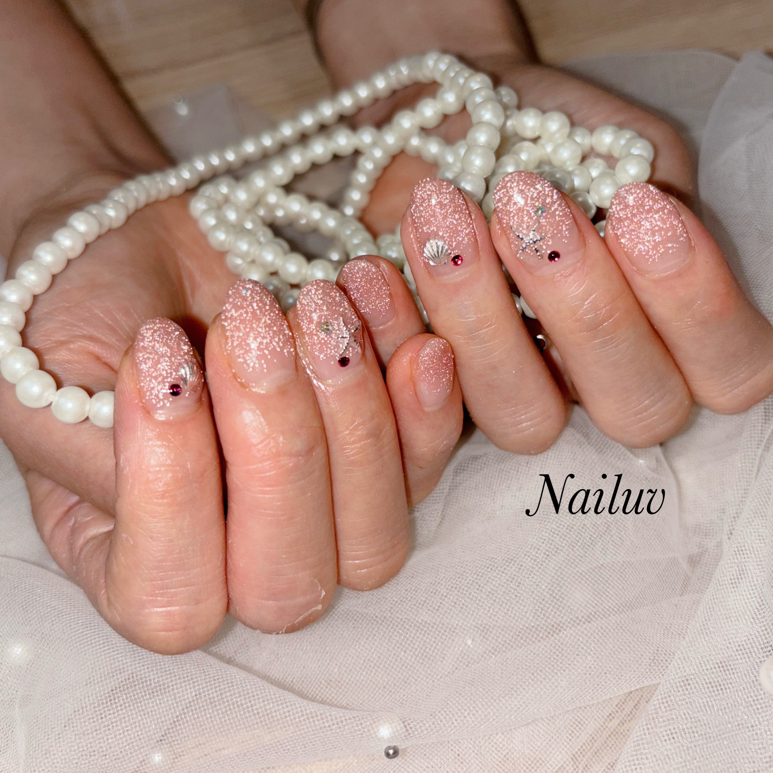 Nailuv