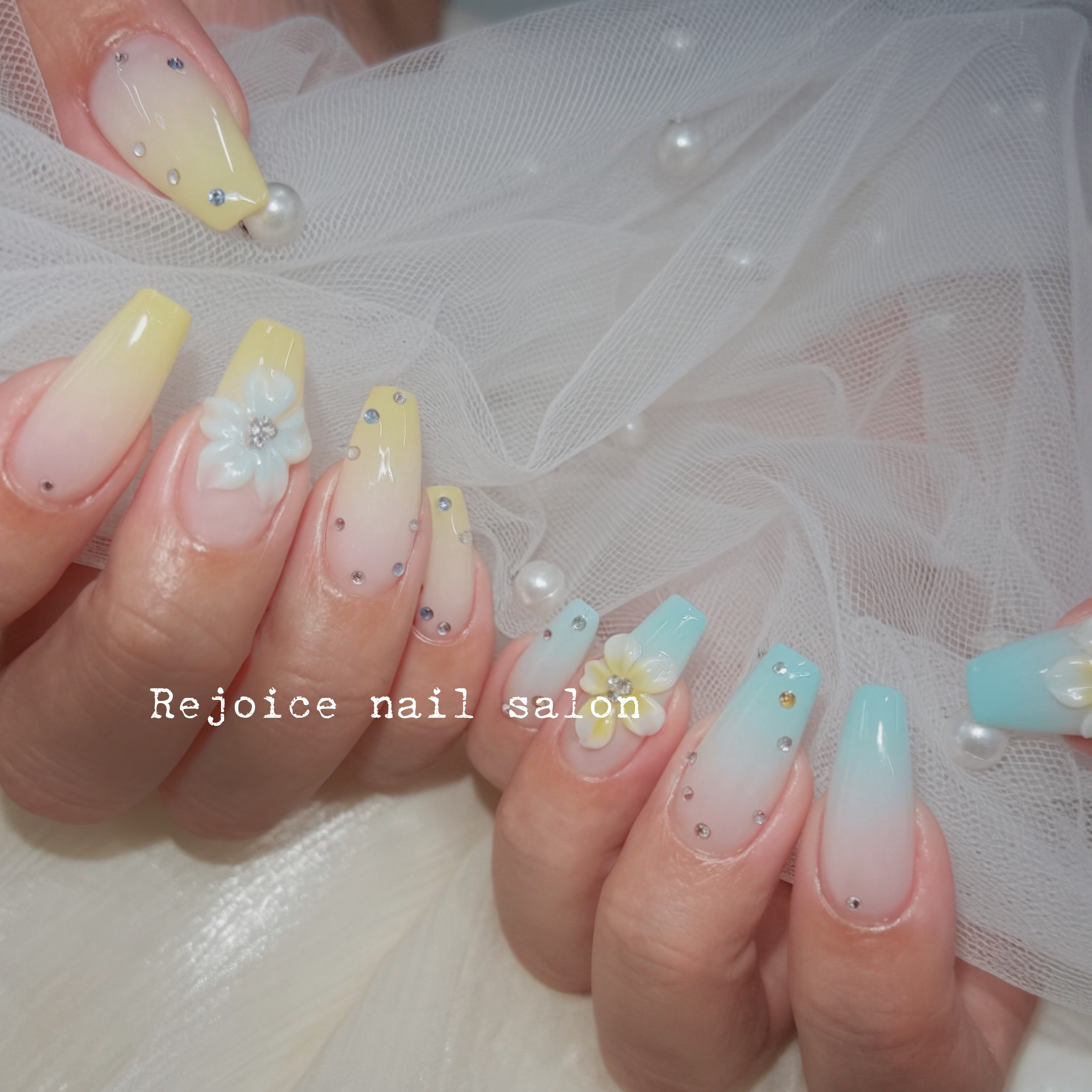 rejoice_nail