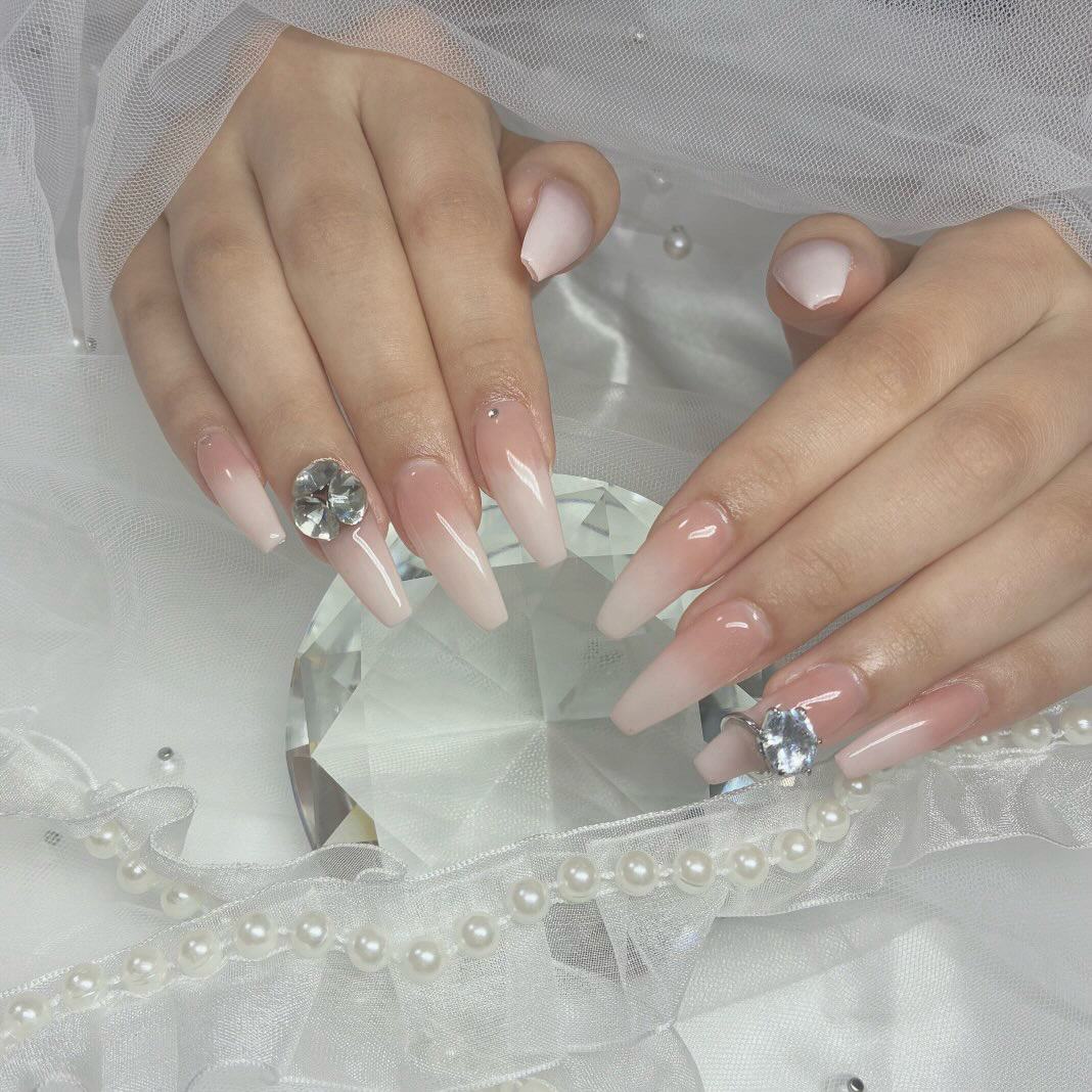 HAPPI_NAIL