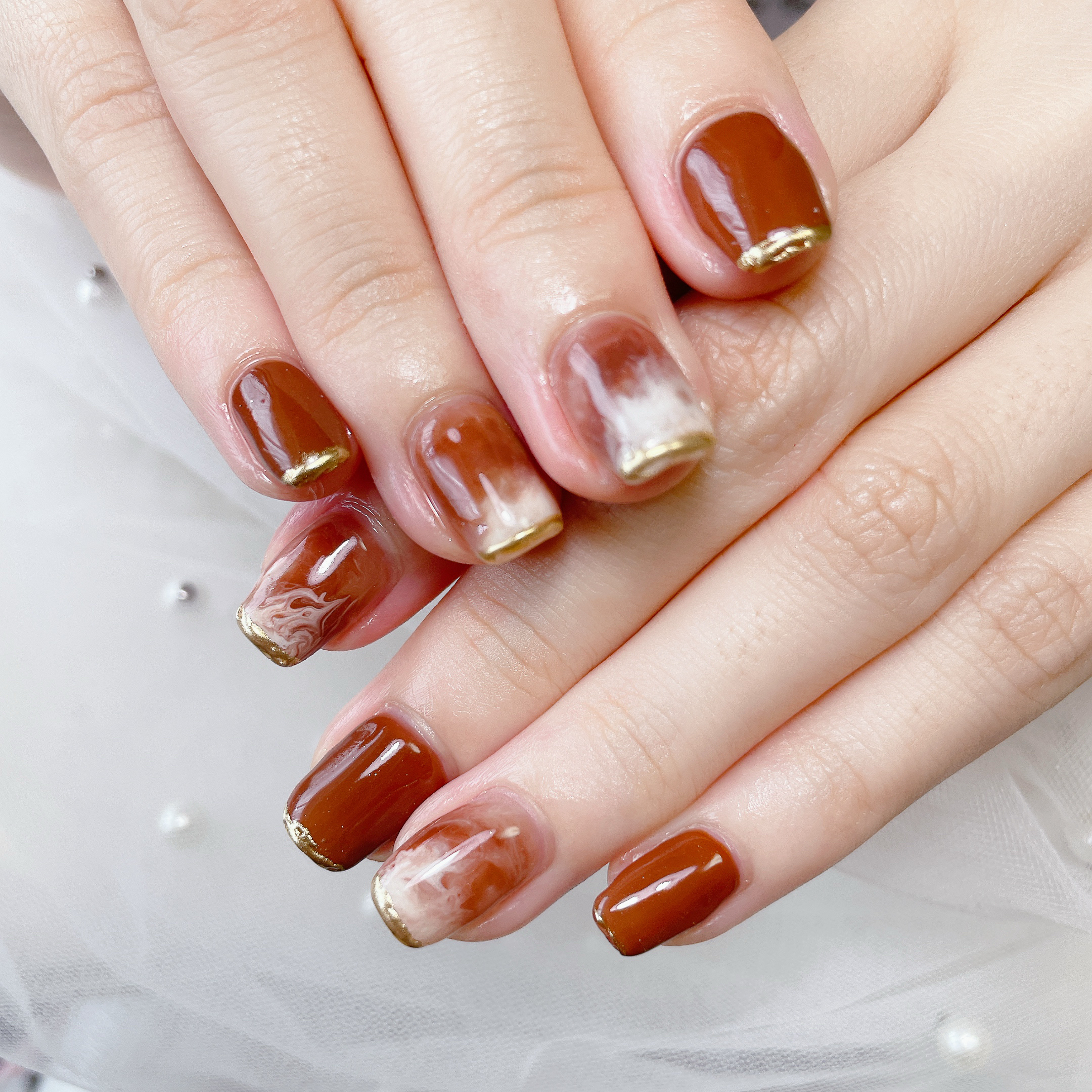 Tiara_nail_mari