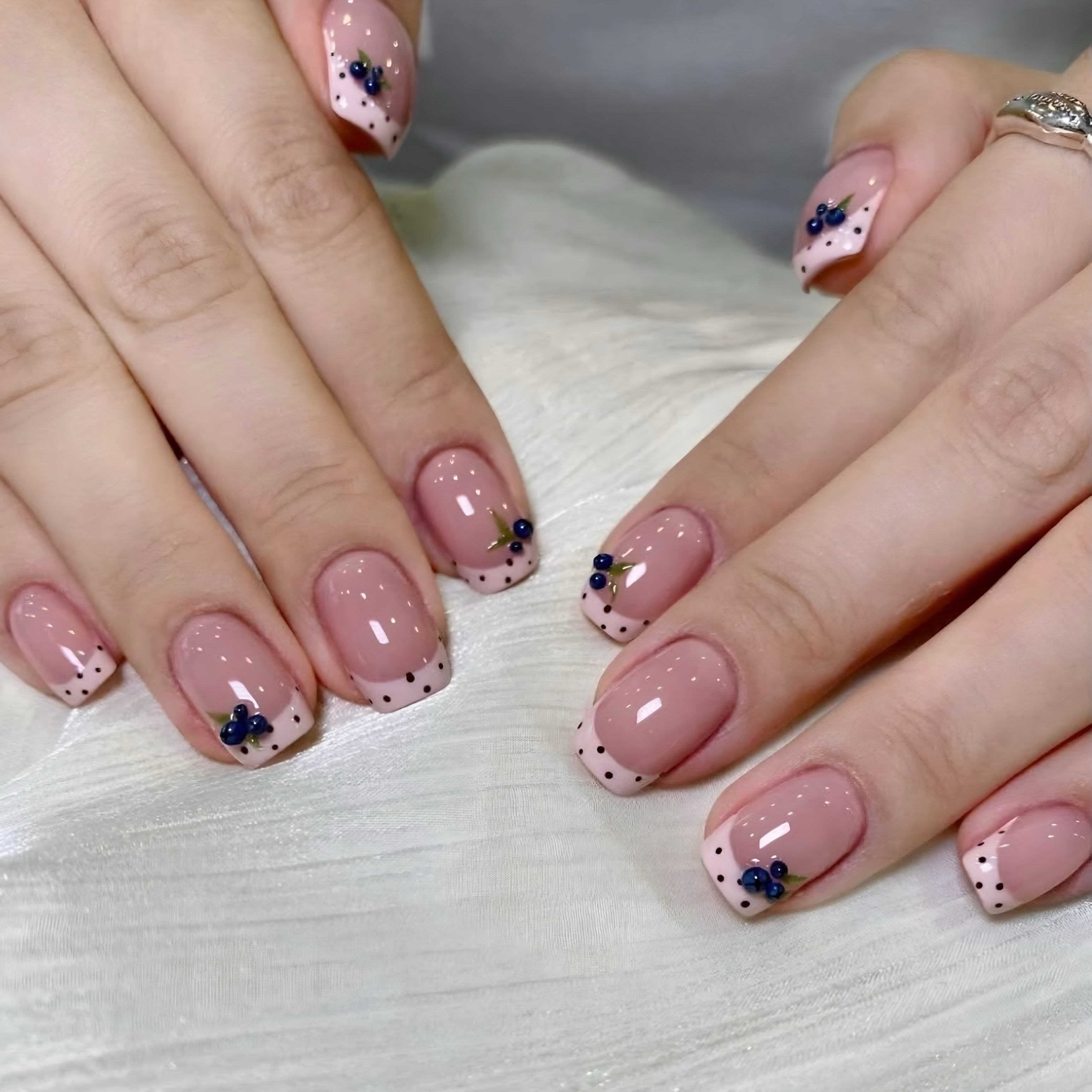 Chirin_nail