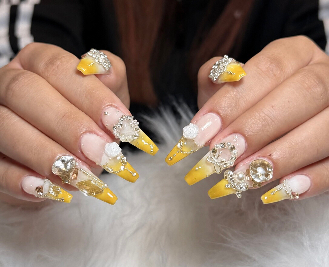 Fuji_Nail_Salon