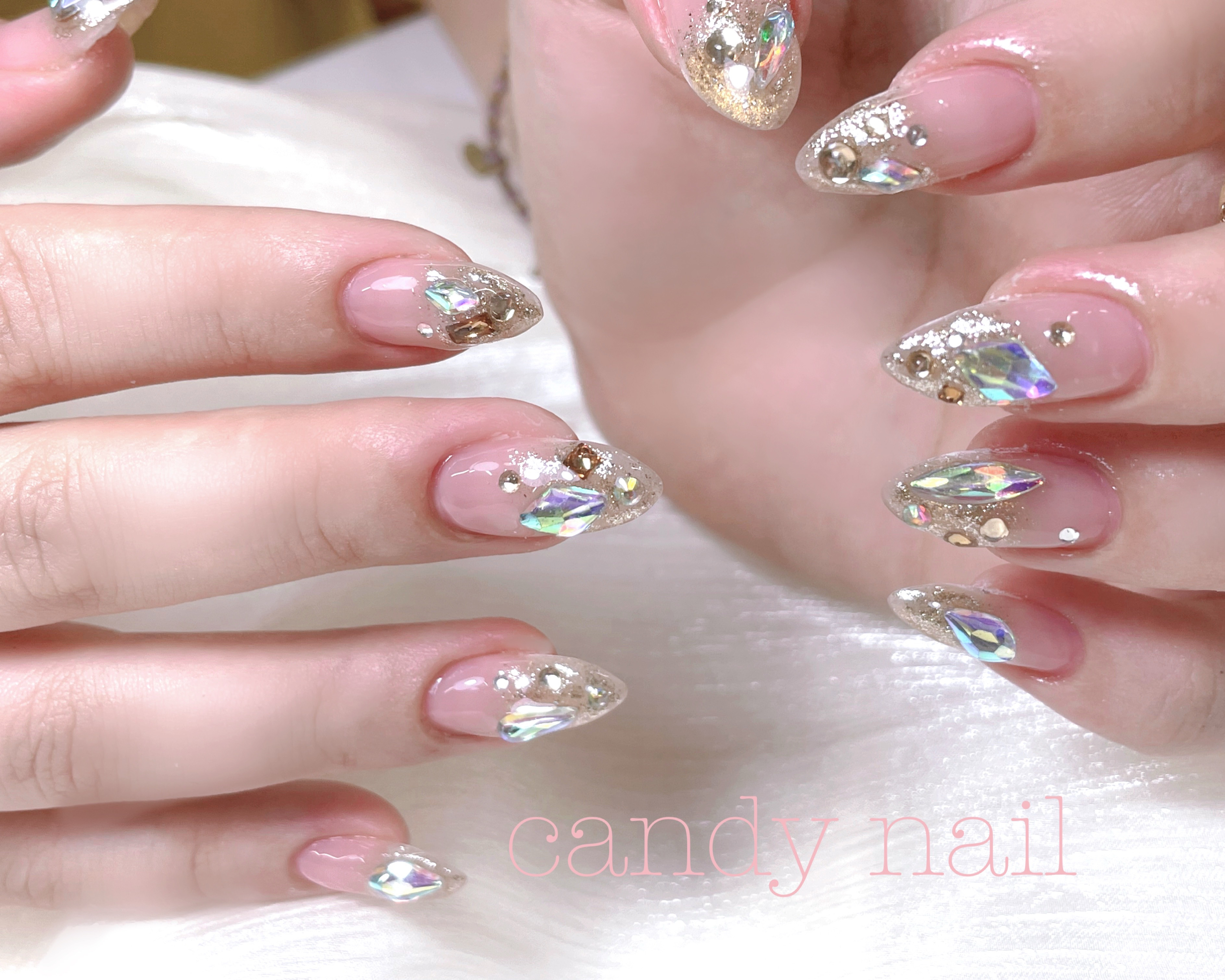 mari.0nail