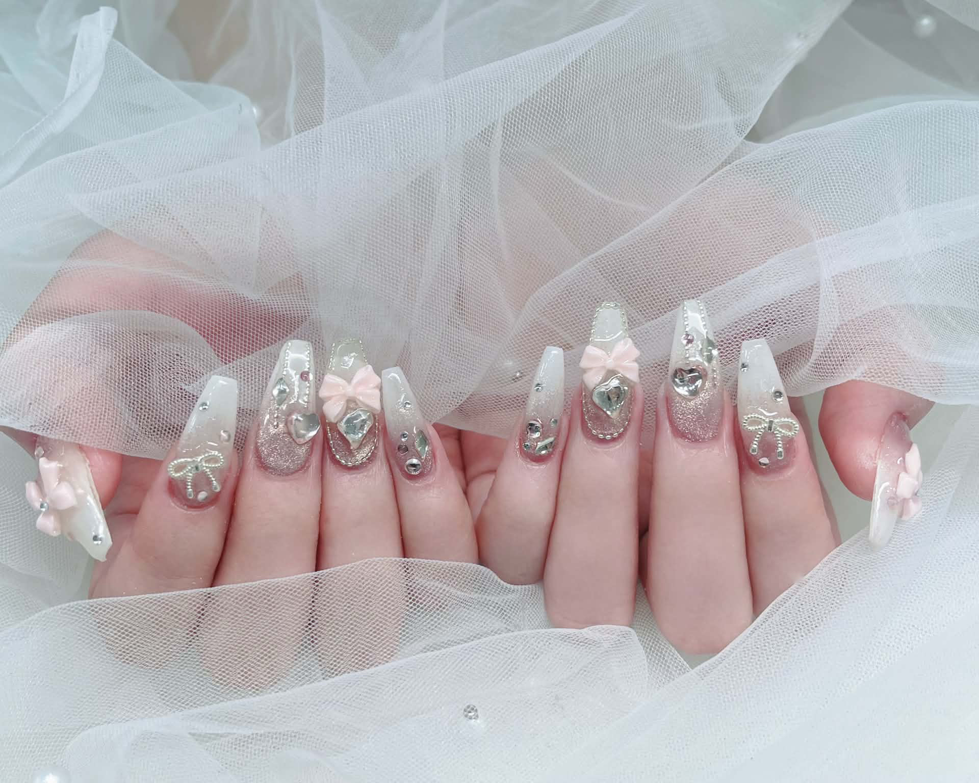 Nail_Van88