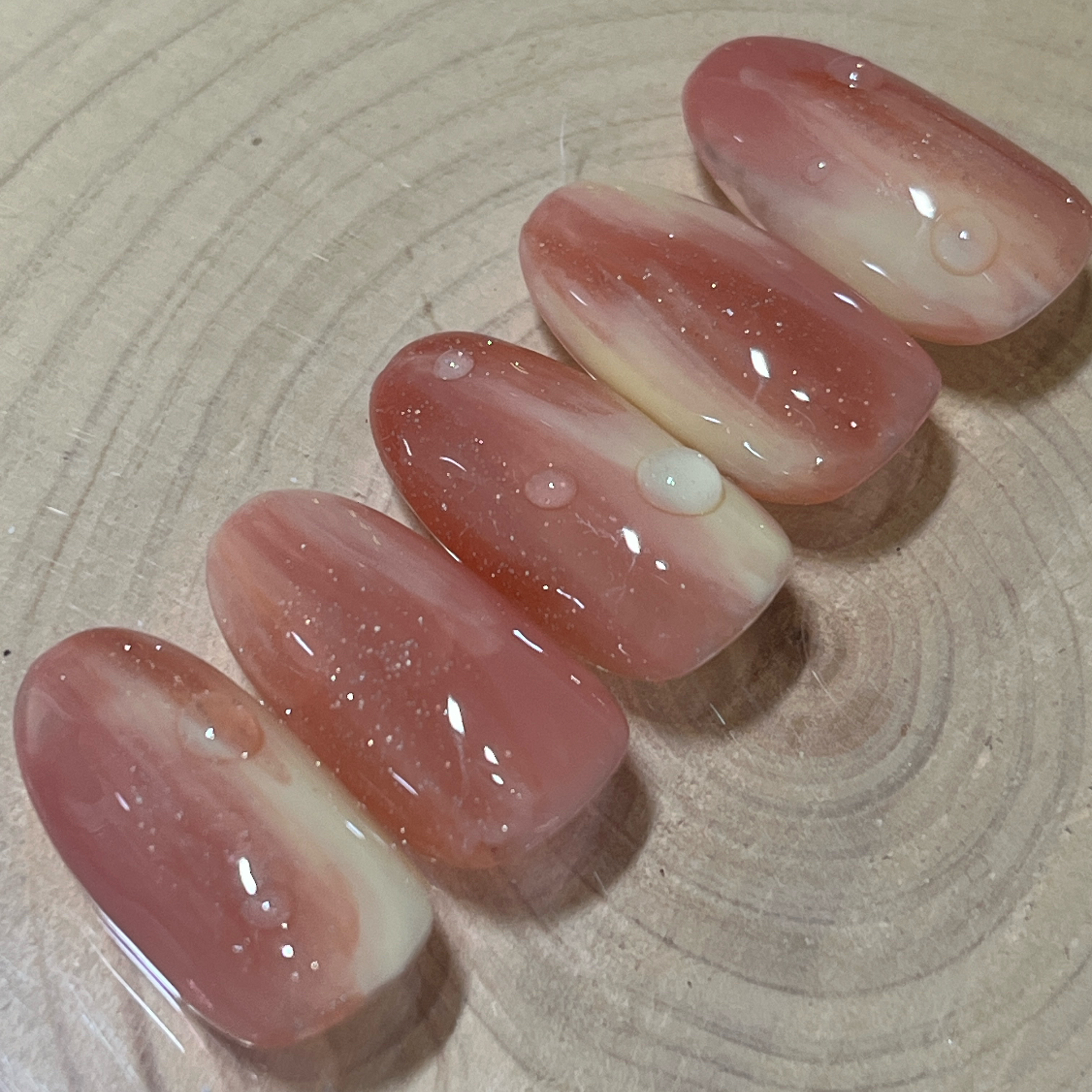 la_m.nail
