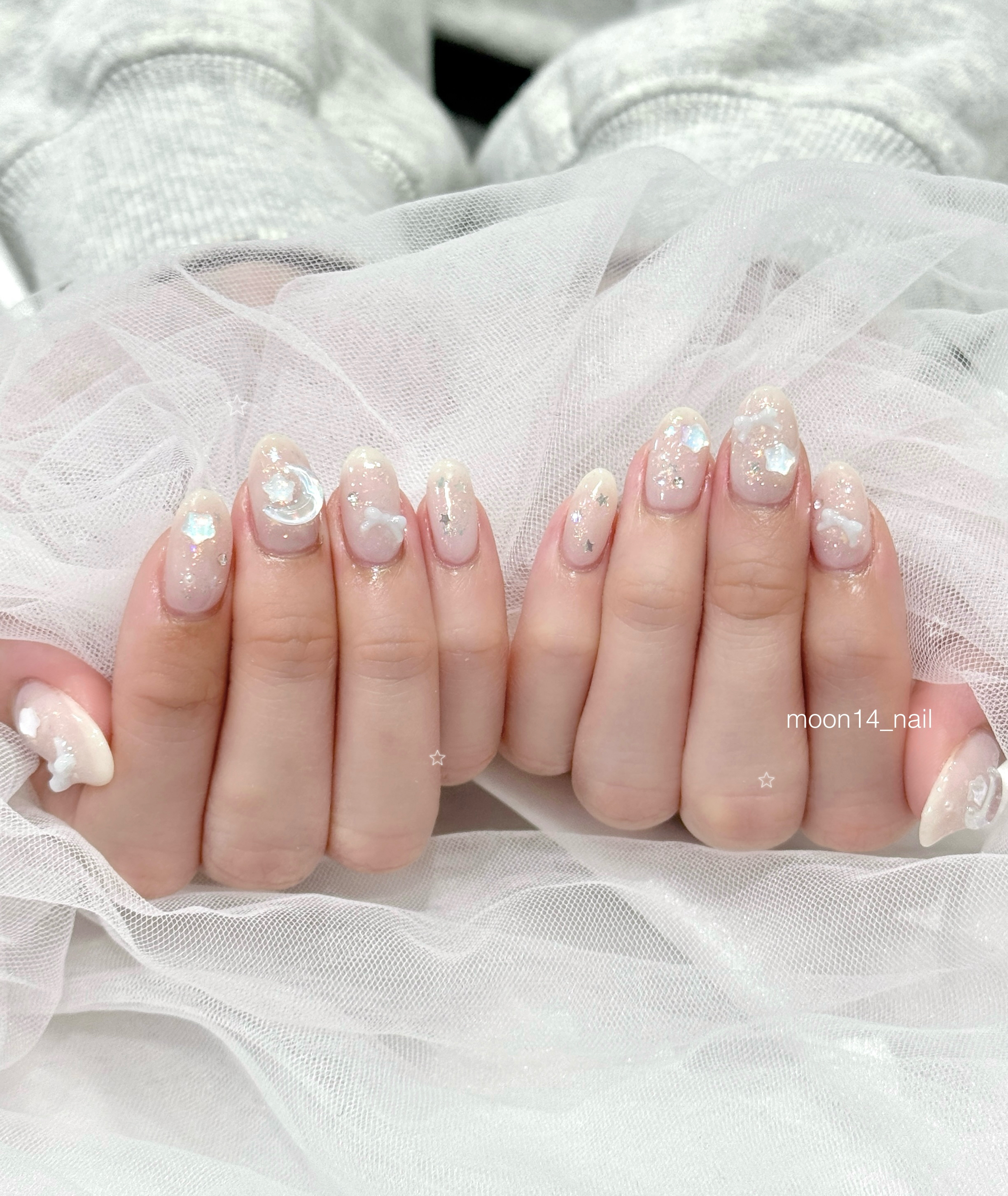 moon14_nail