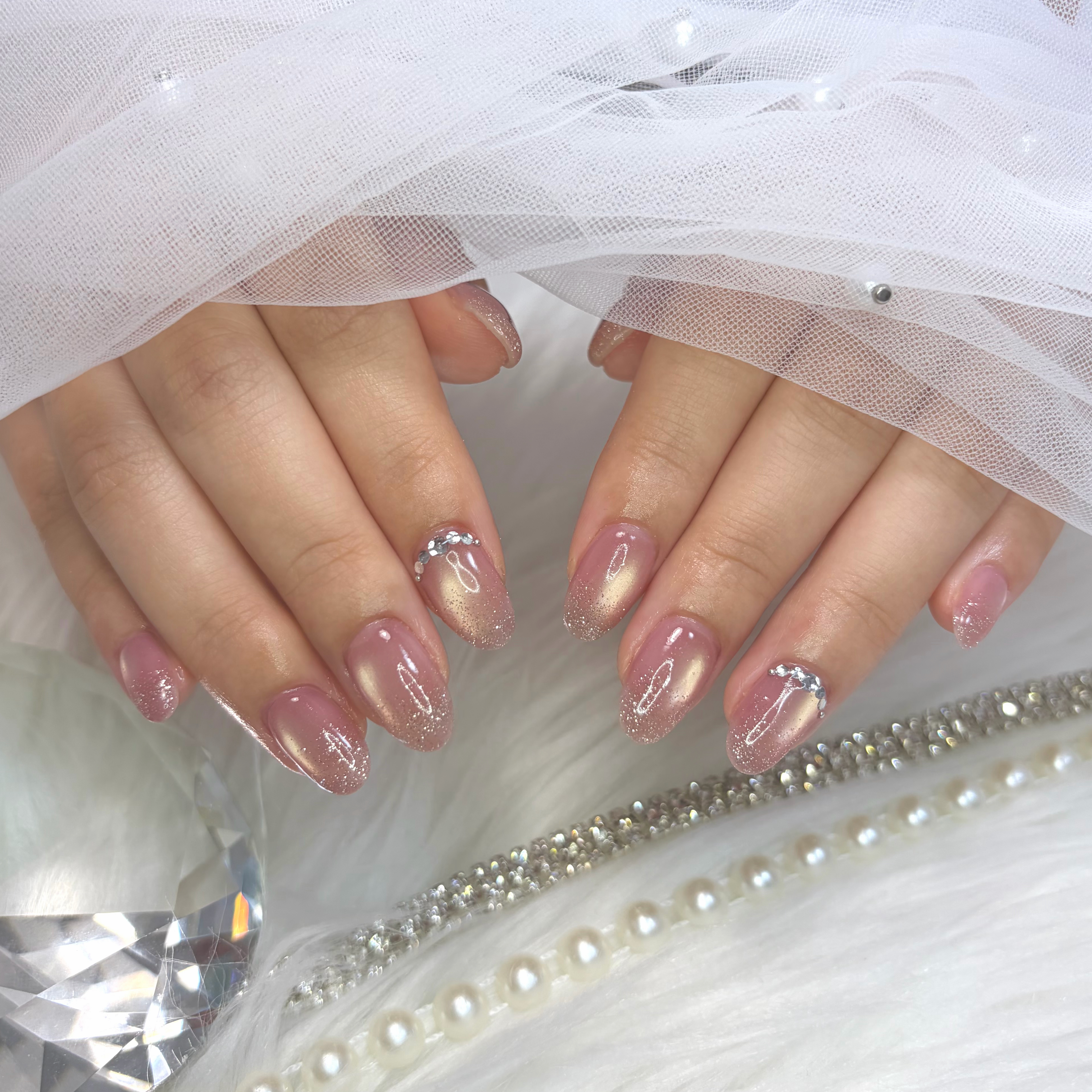 REVELLE_nail