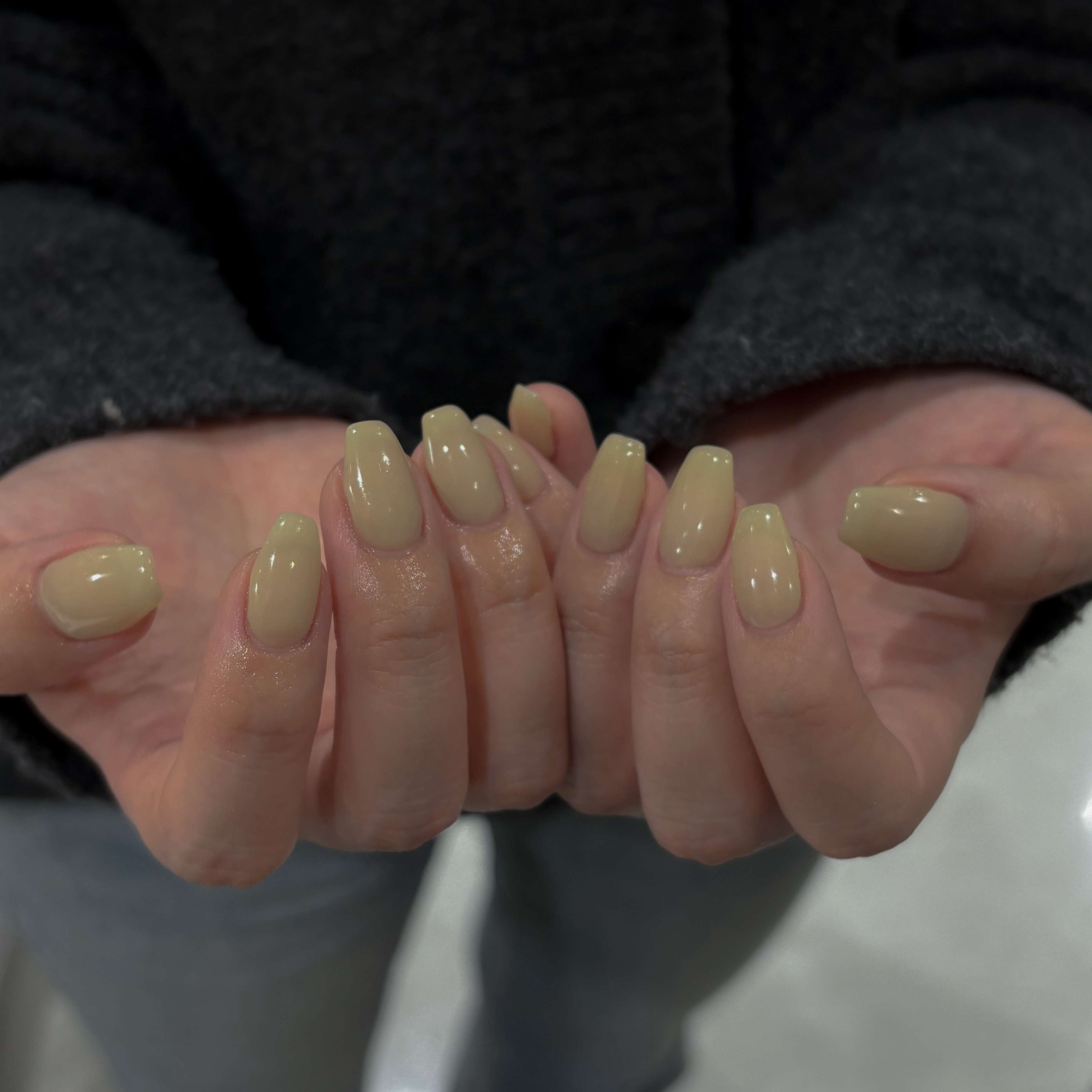 Neu.__nail