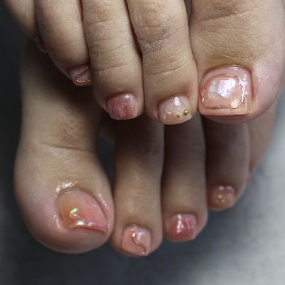 フット 親指2本アート