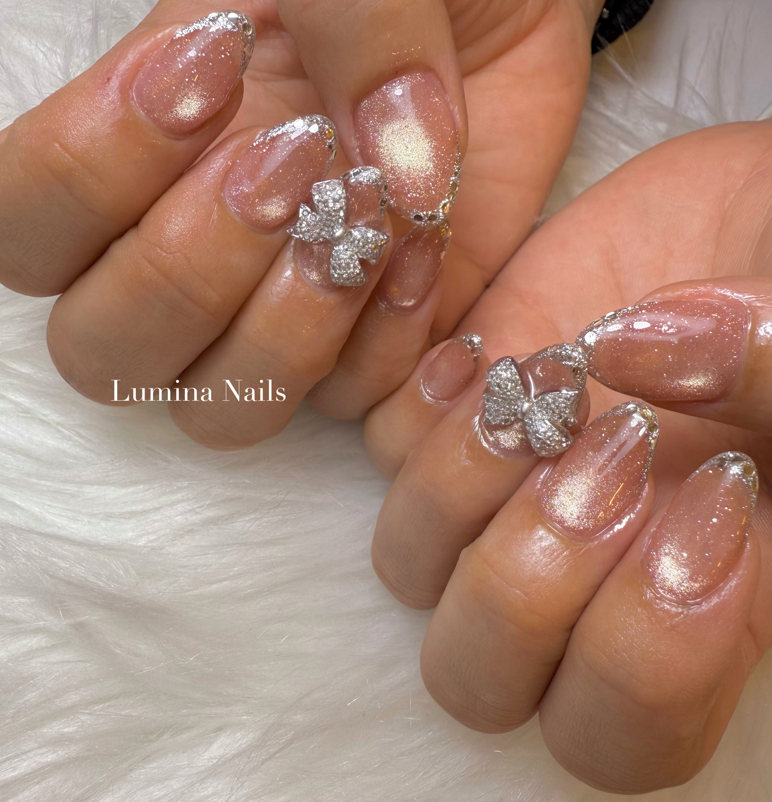 lumina_nails
