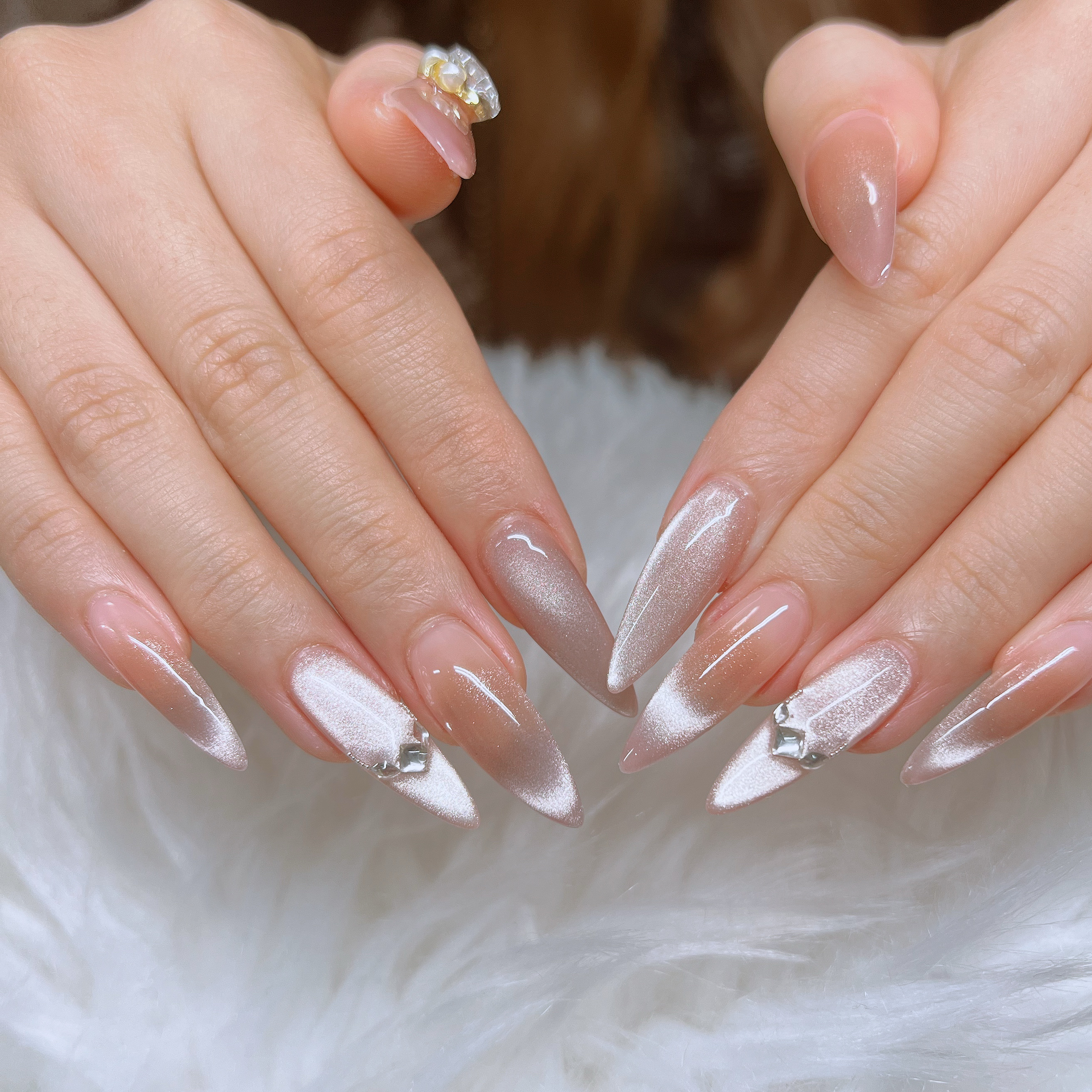 Lee__nail