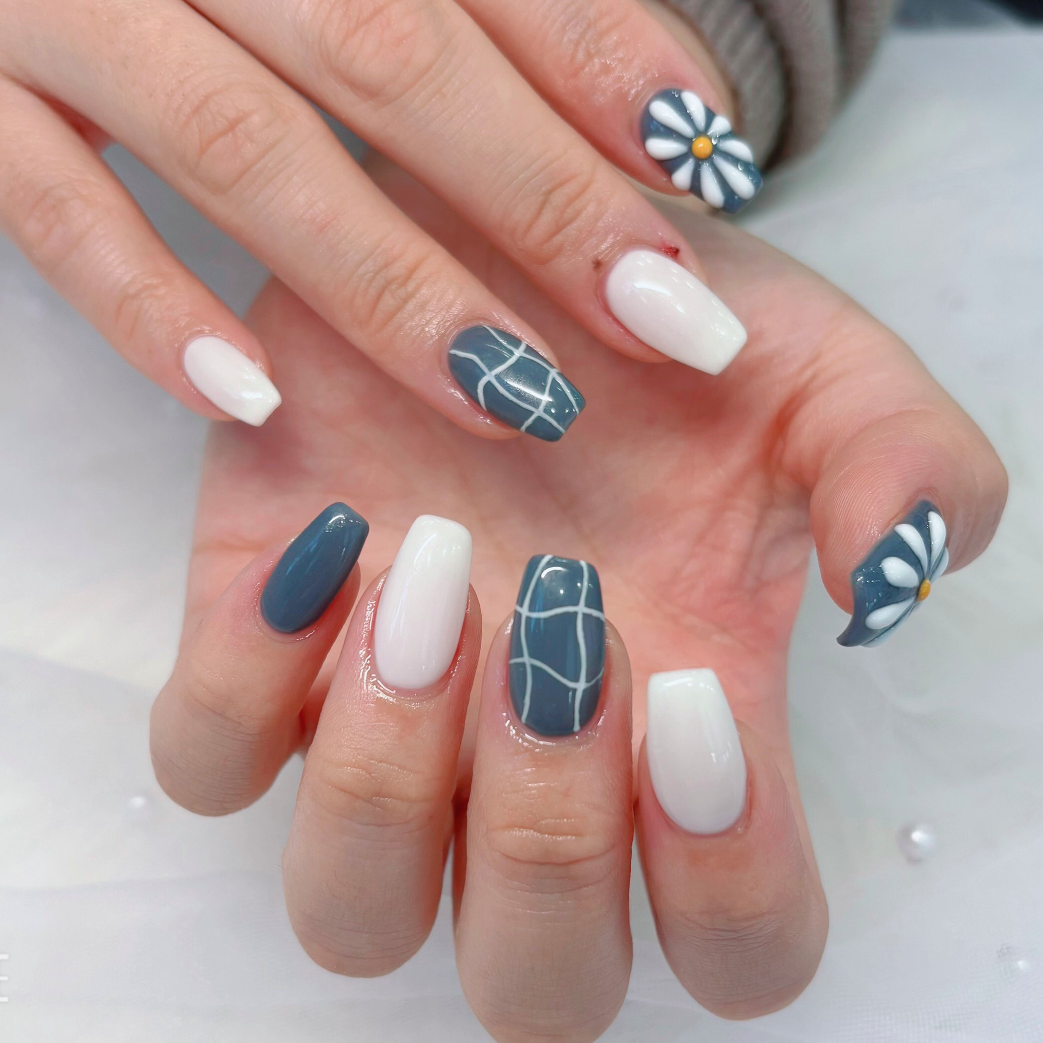 funnail_shinsaibashi