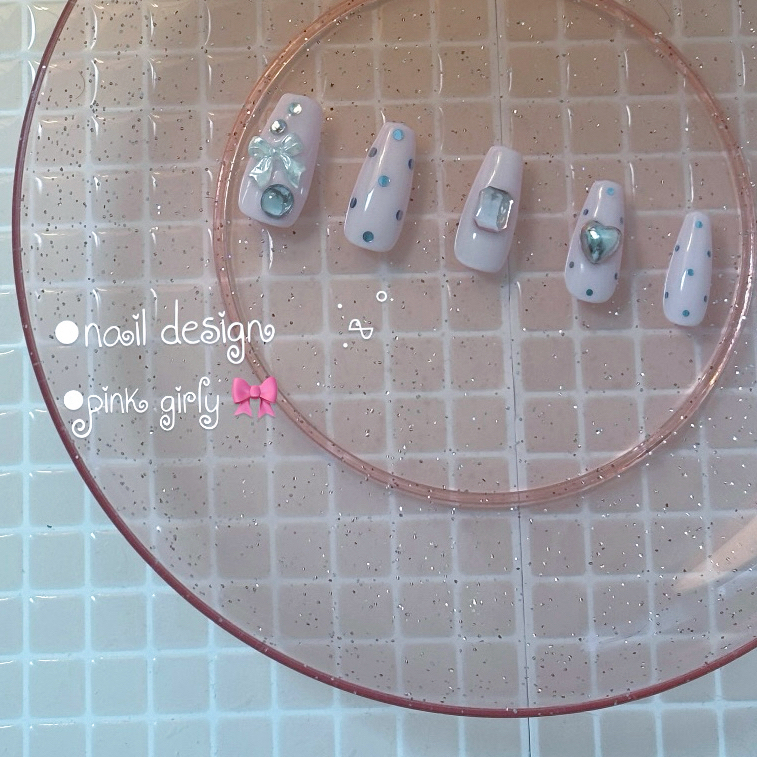 uru0715.nails
