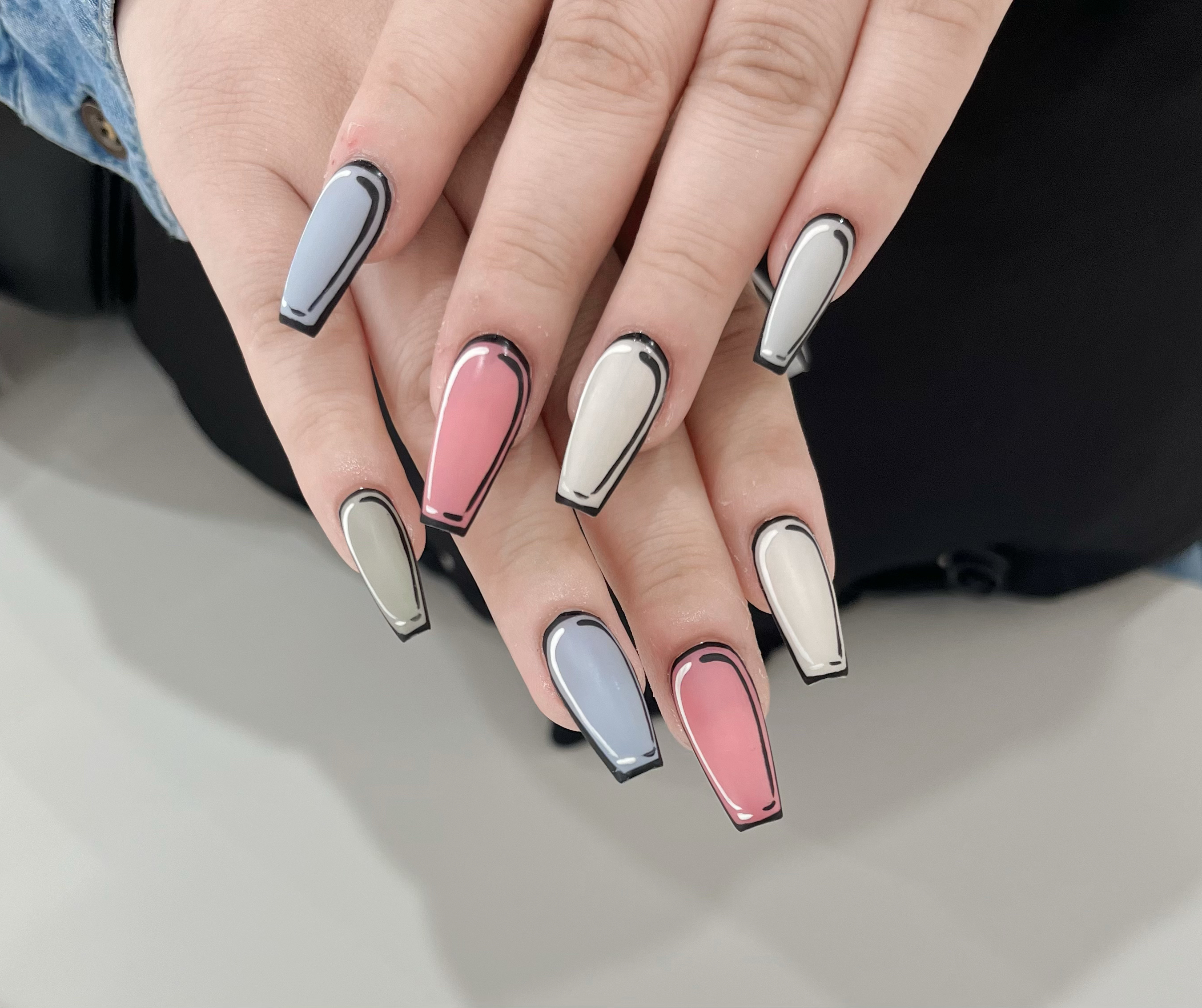 Fly_Nail_salon