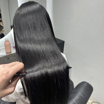 カット＋美髪矯正＋ケアトリートメント