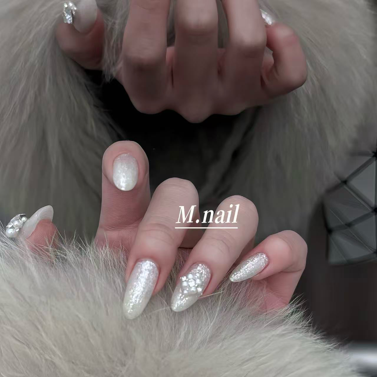 M.nail_momo