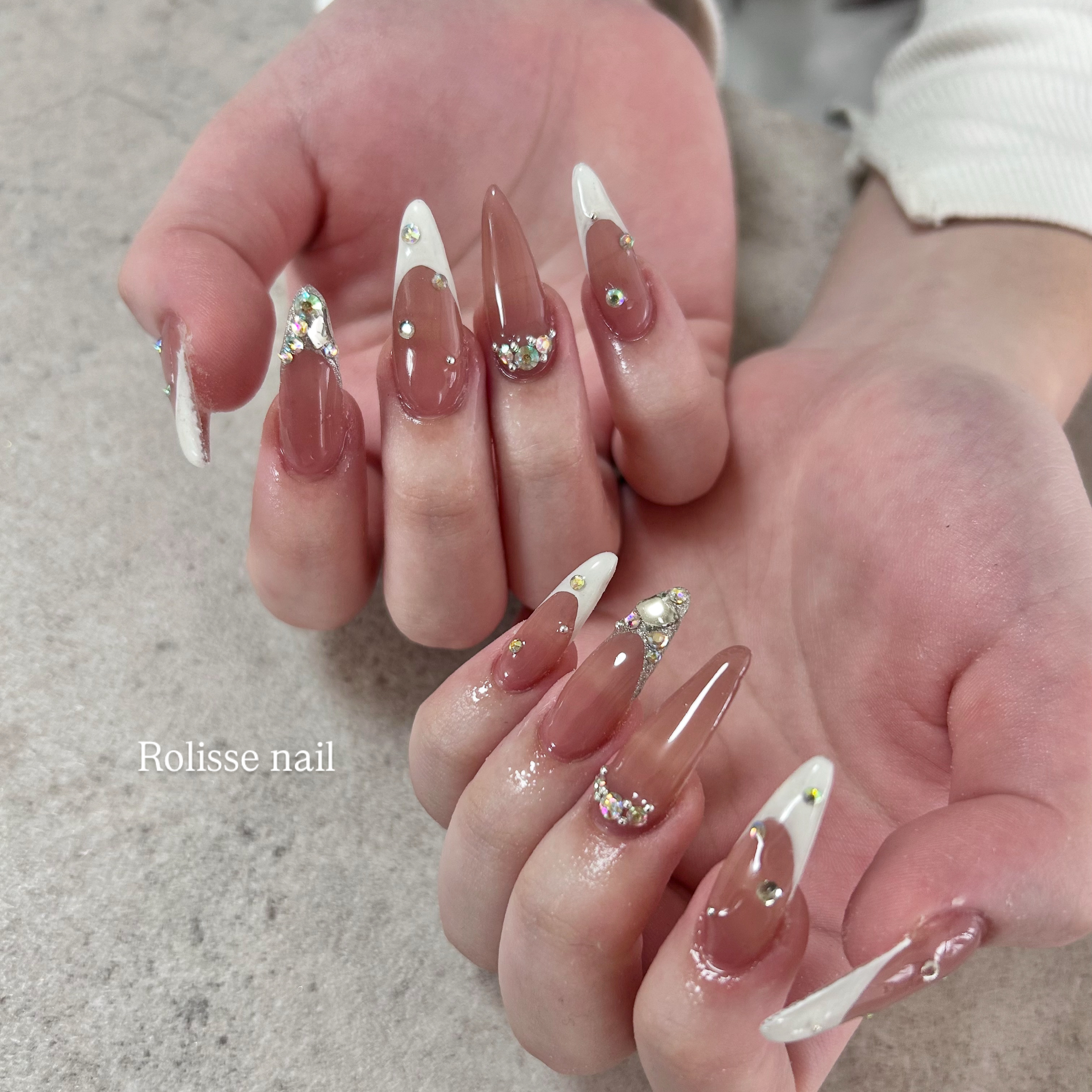 Rolissenail