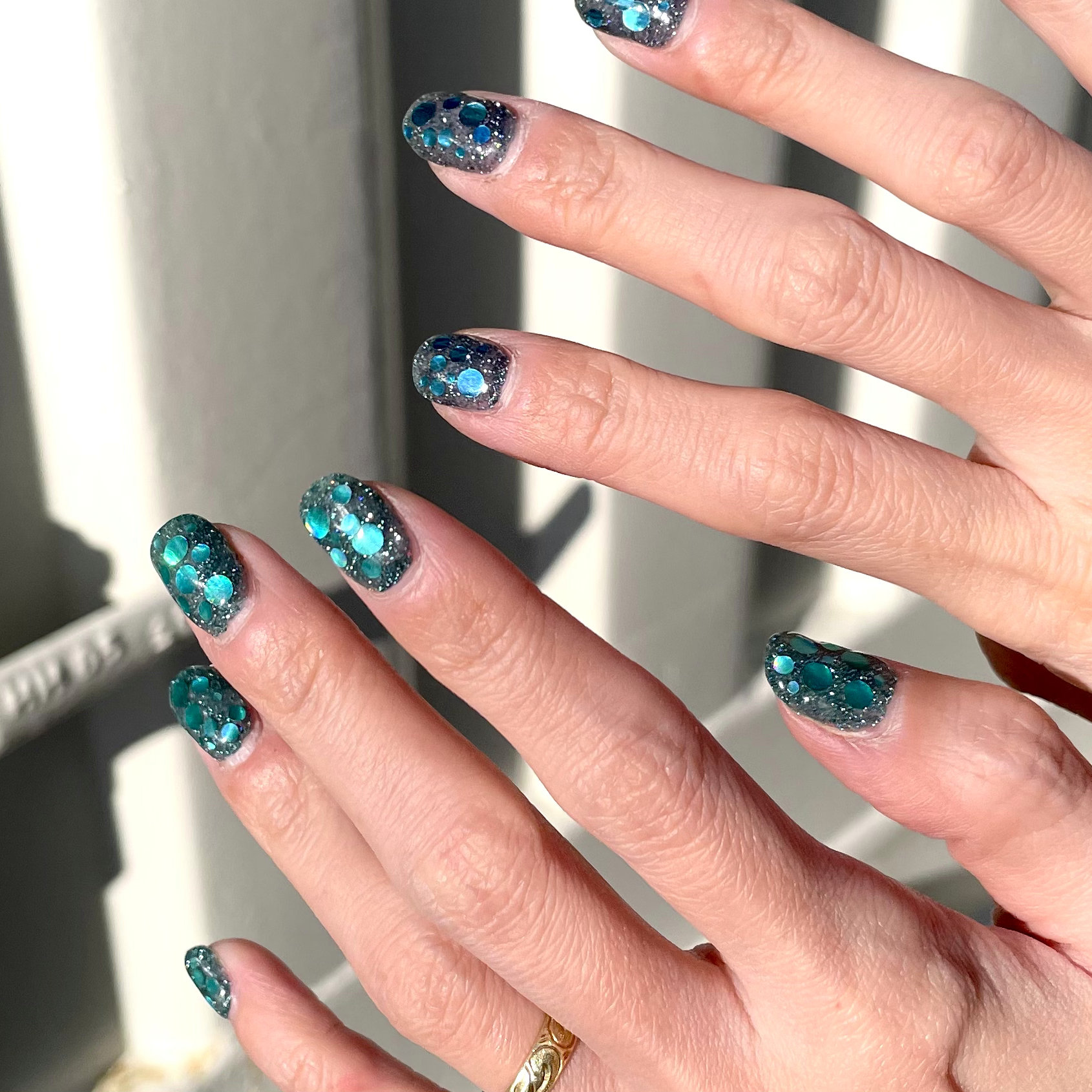 n.nail.23