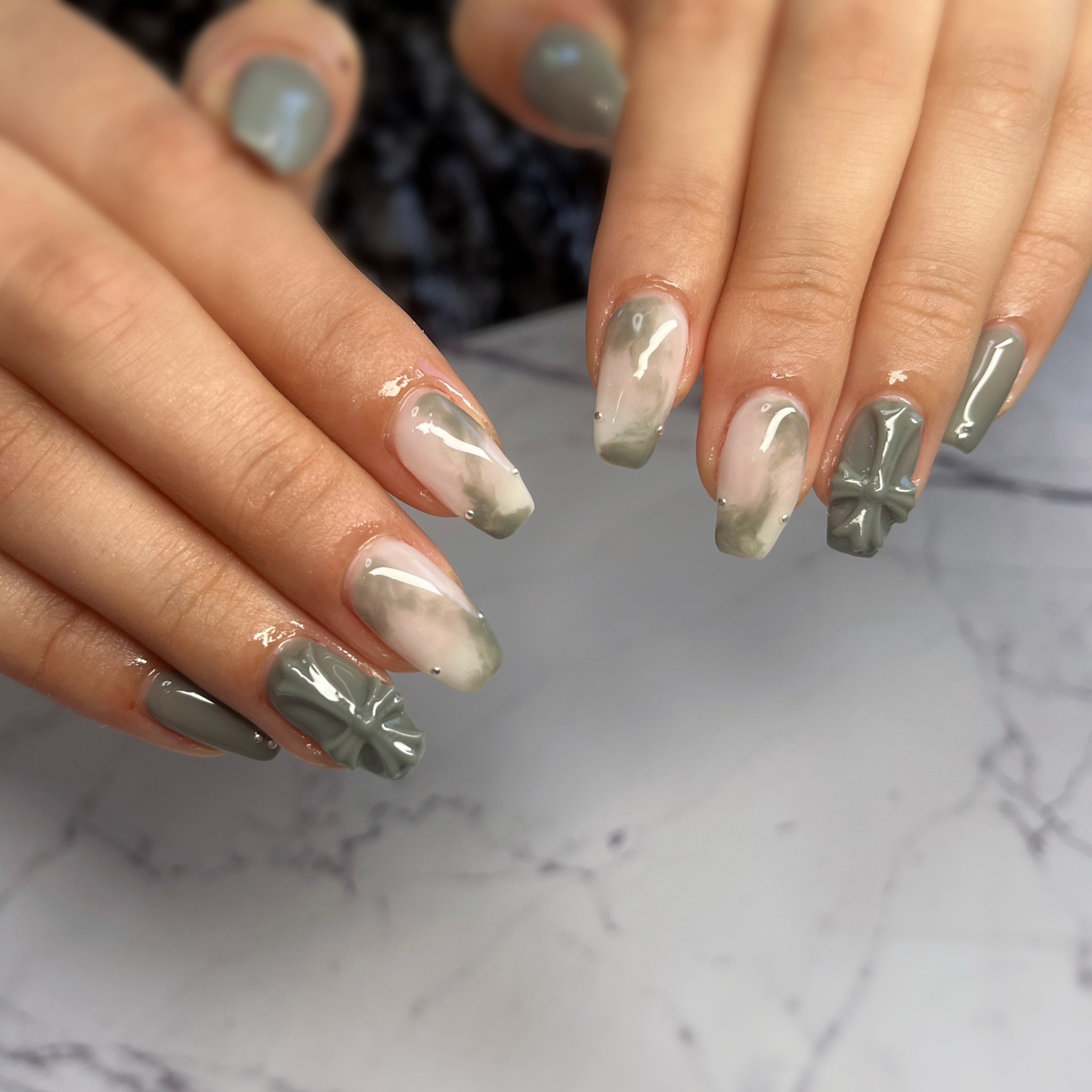 Yun_33_nail