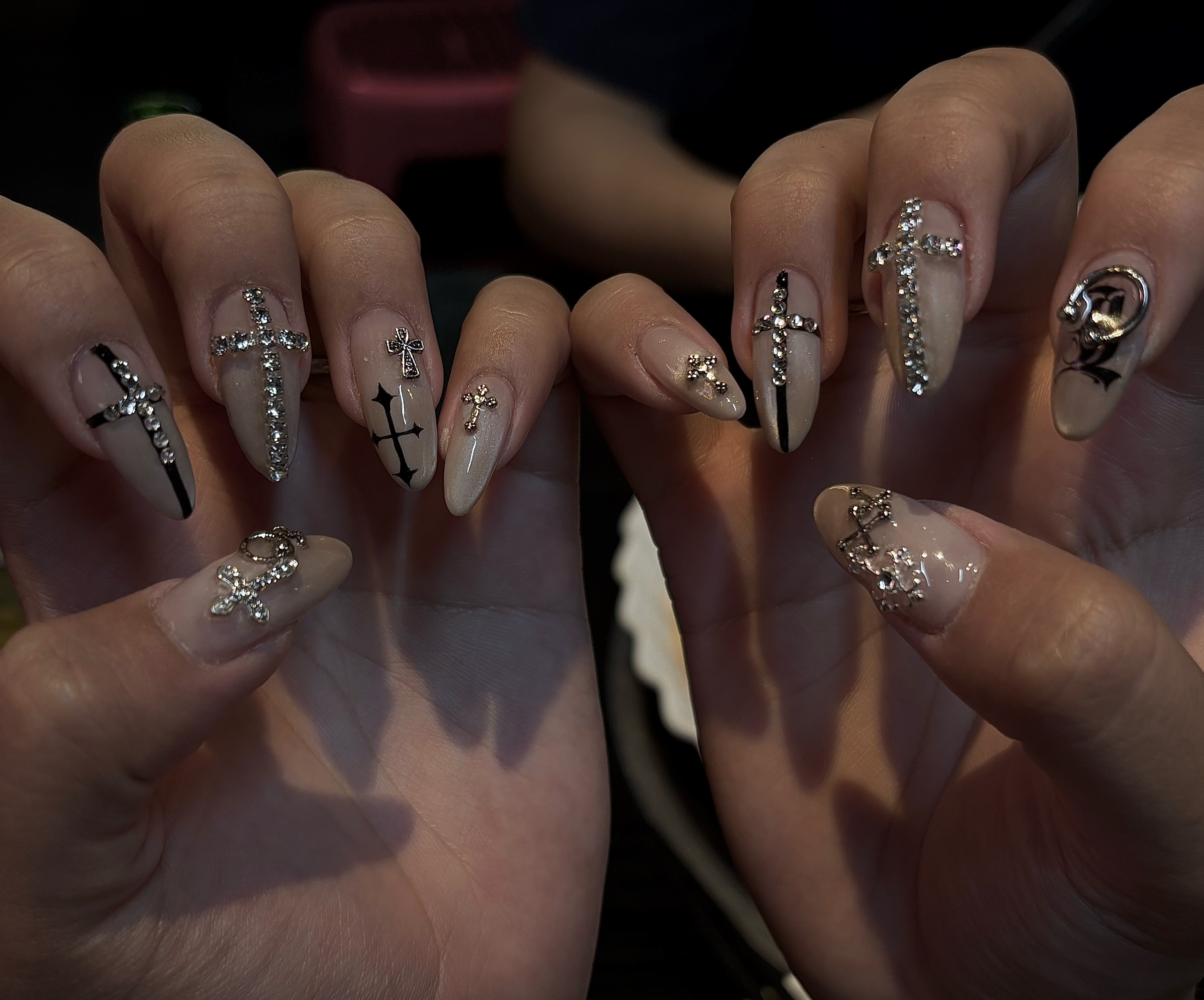 emi_naily