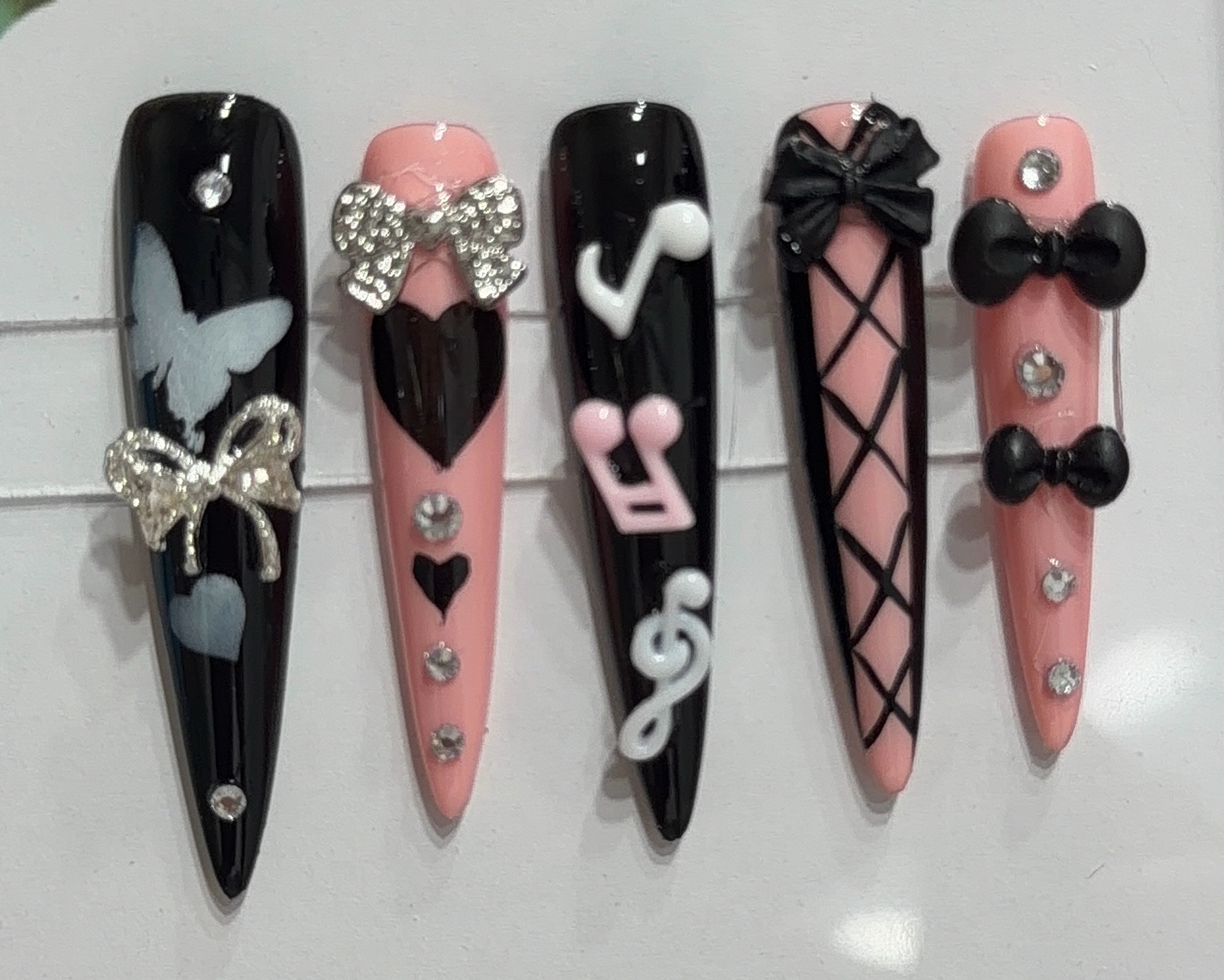 kira.Lilynailstudio