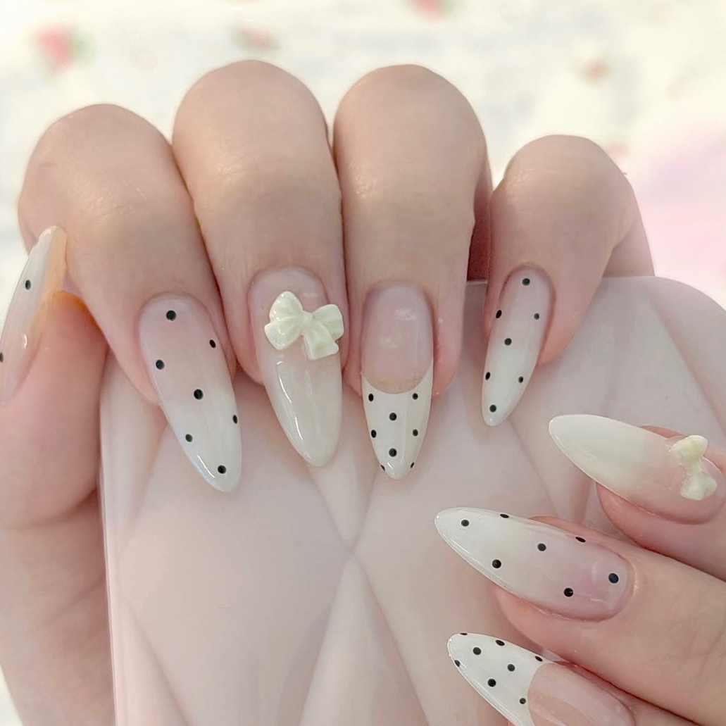 Nail_hina9