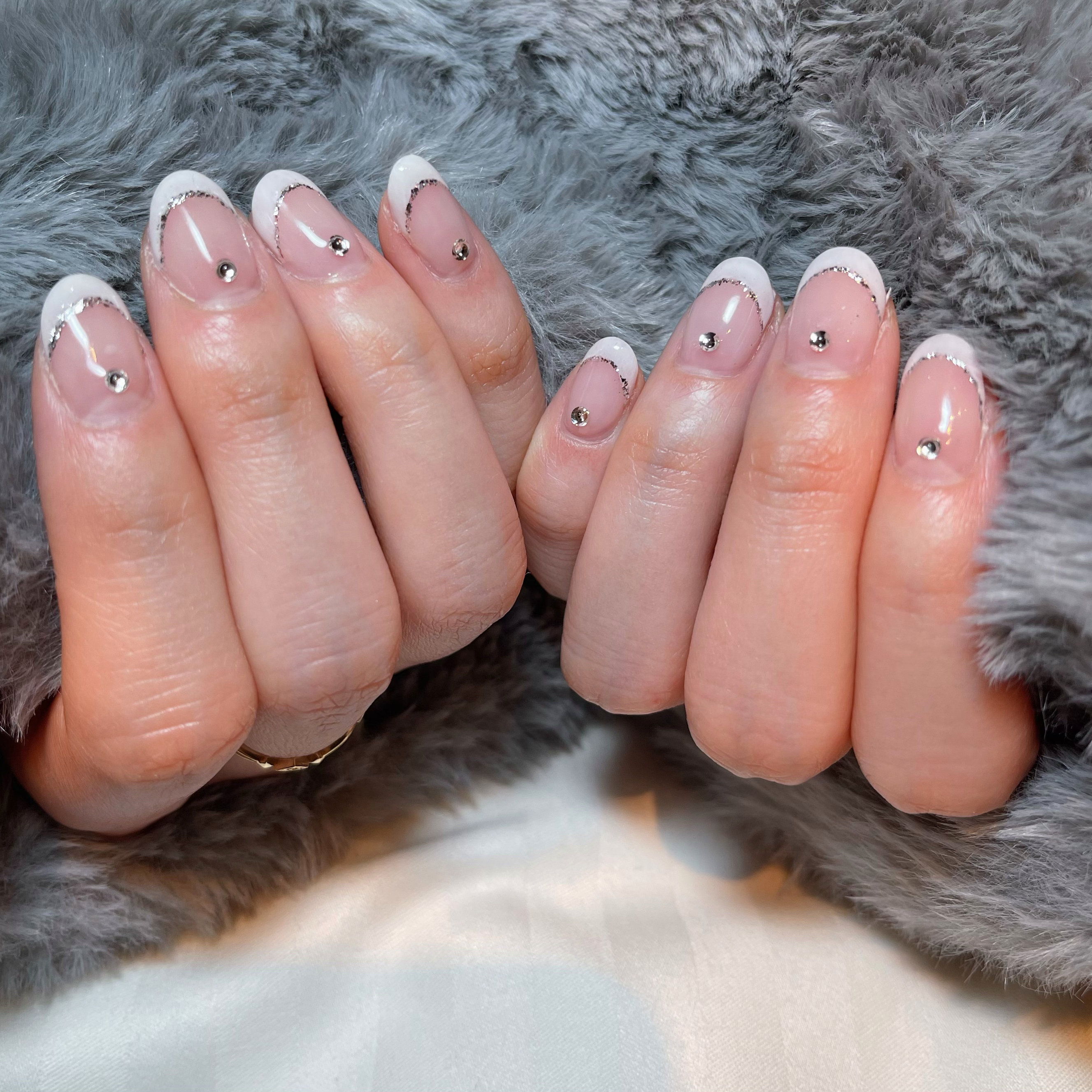 nail_moee