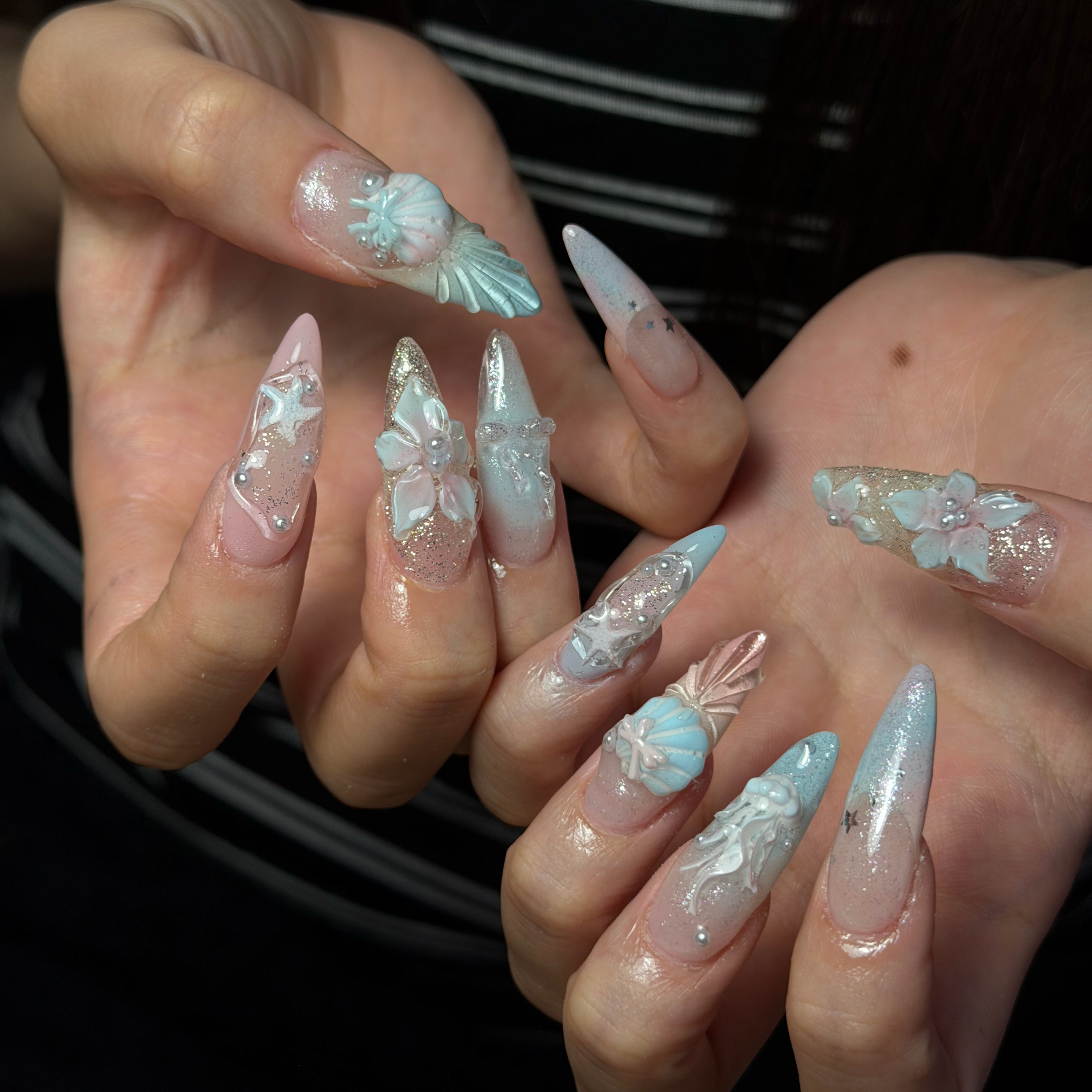 CoMo_Ana_Nail
