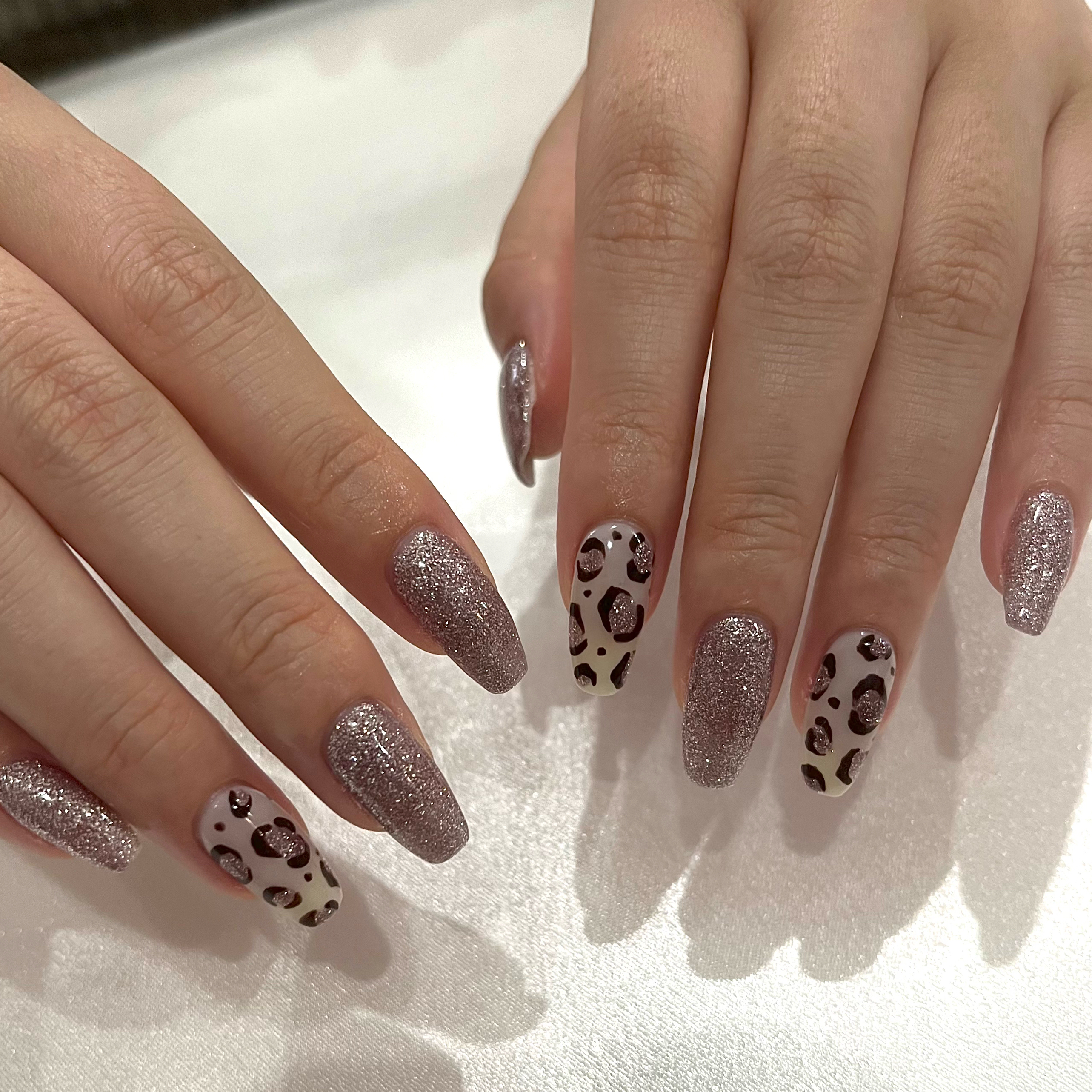 IRIS.nail