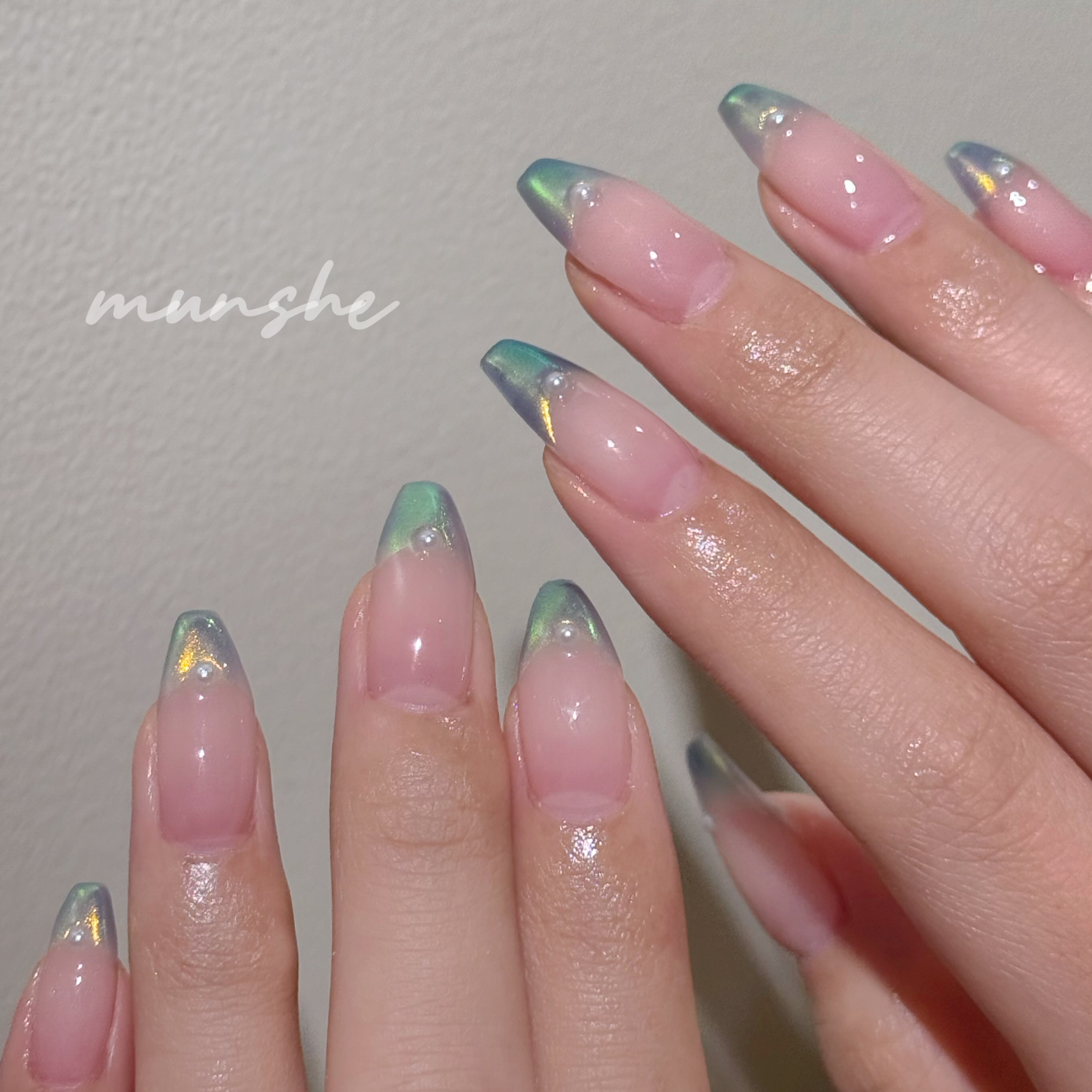 munshe_nails