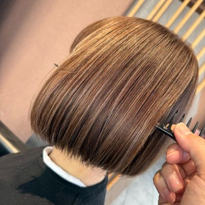 《黒木指名》カット+白髪ぼかしカラー+トリートメント
