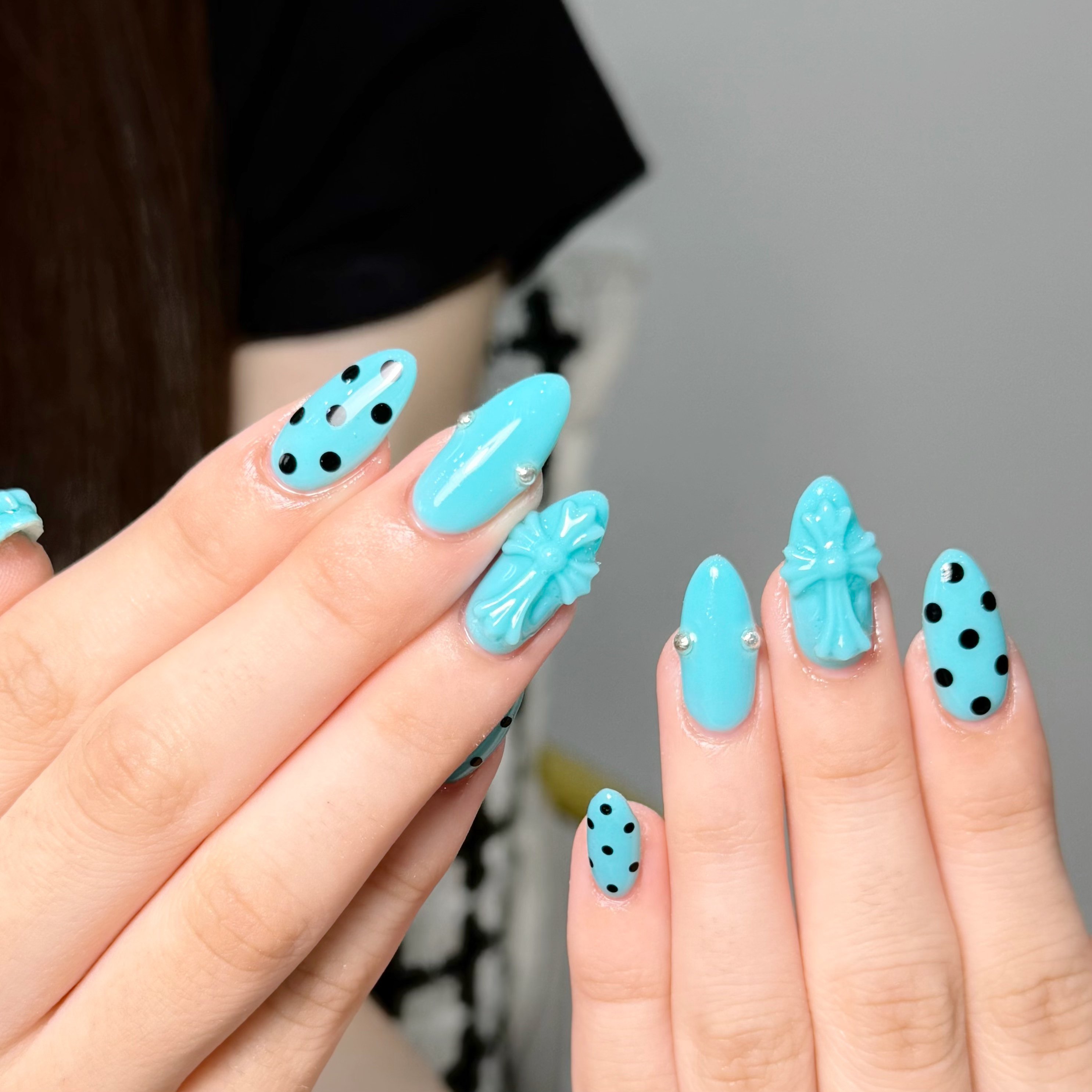 UM_NailSALON