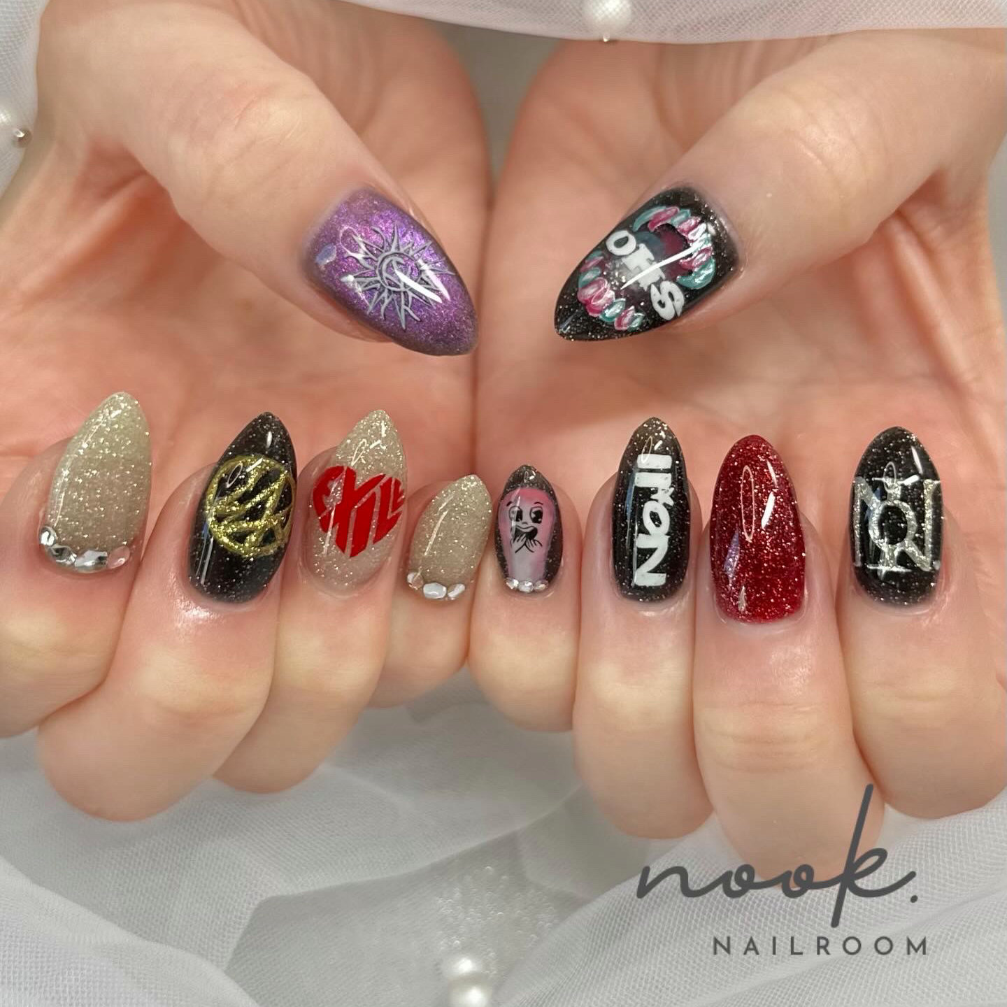 NAILROOM_nook.1