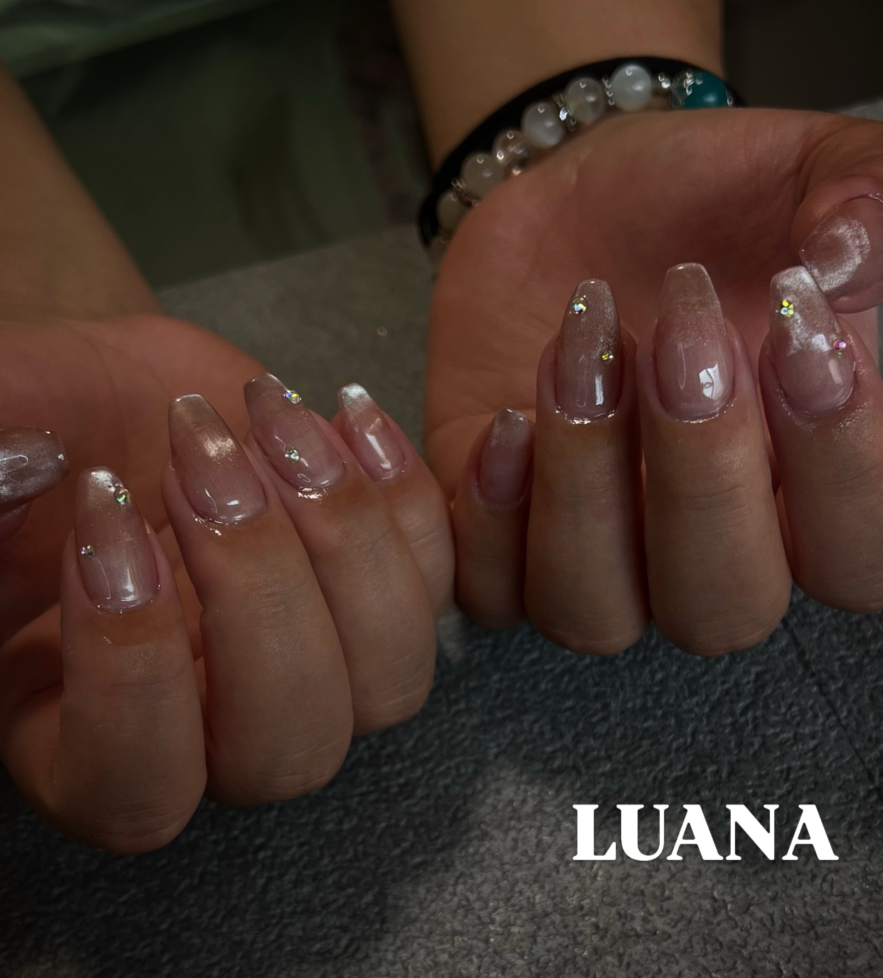 saga.nail_LUANA