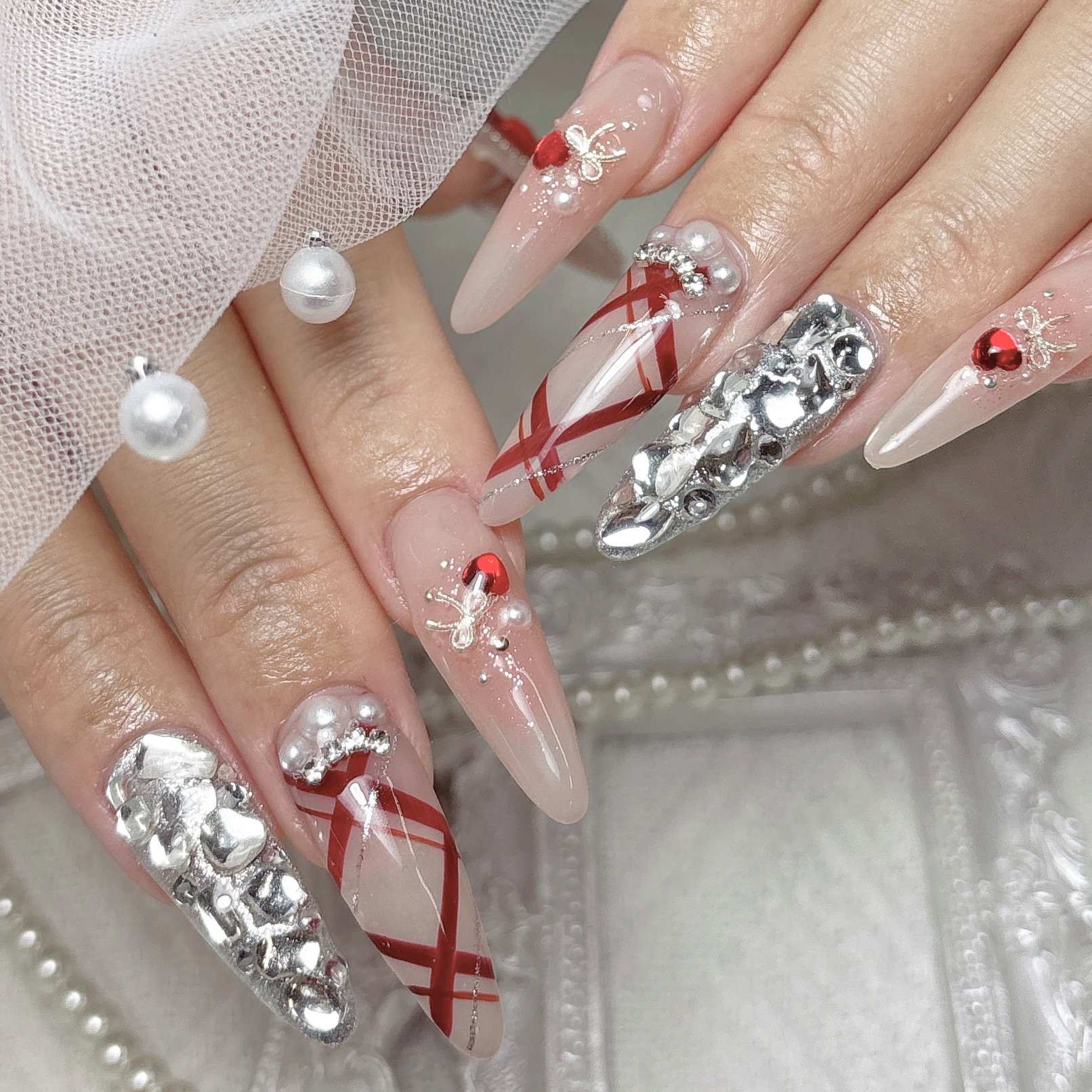 Nail_R1