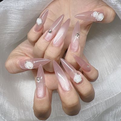 ✅ネイルチップ10本長さ出し＋ワンカラー無制限付け放題💝