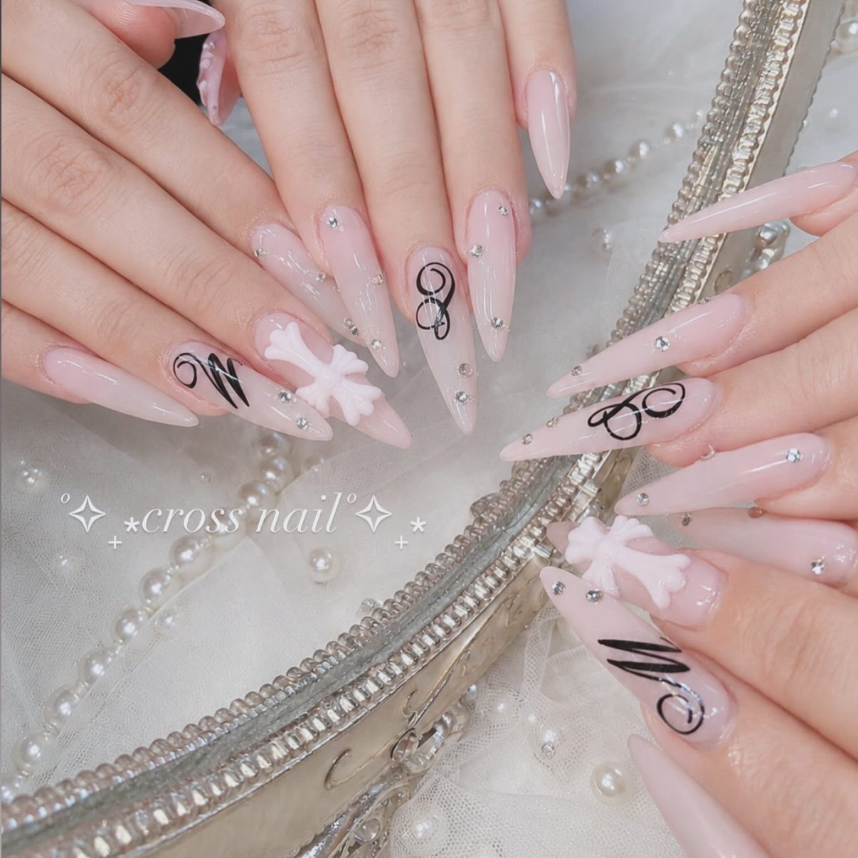 hanna__nail