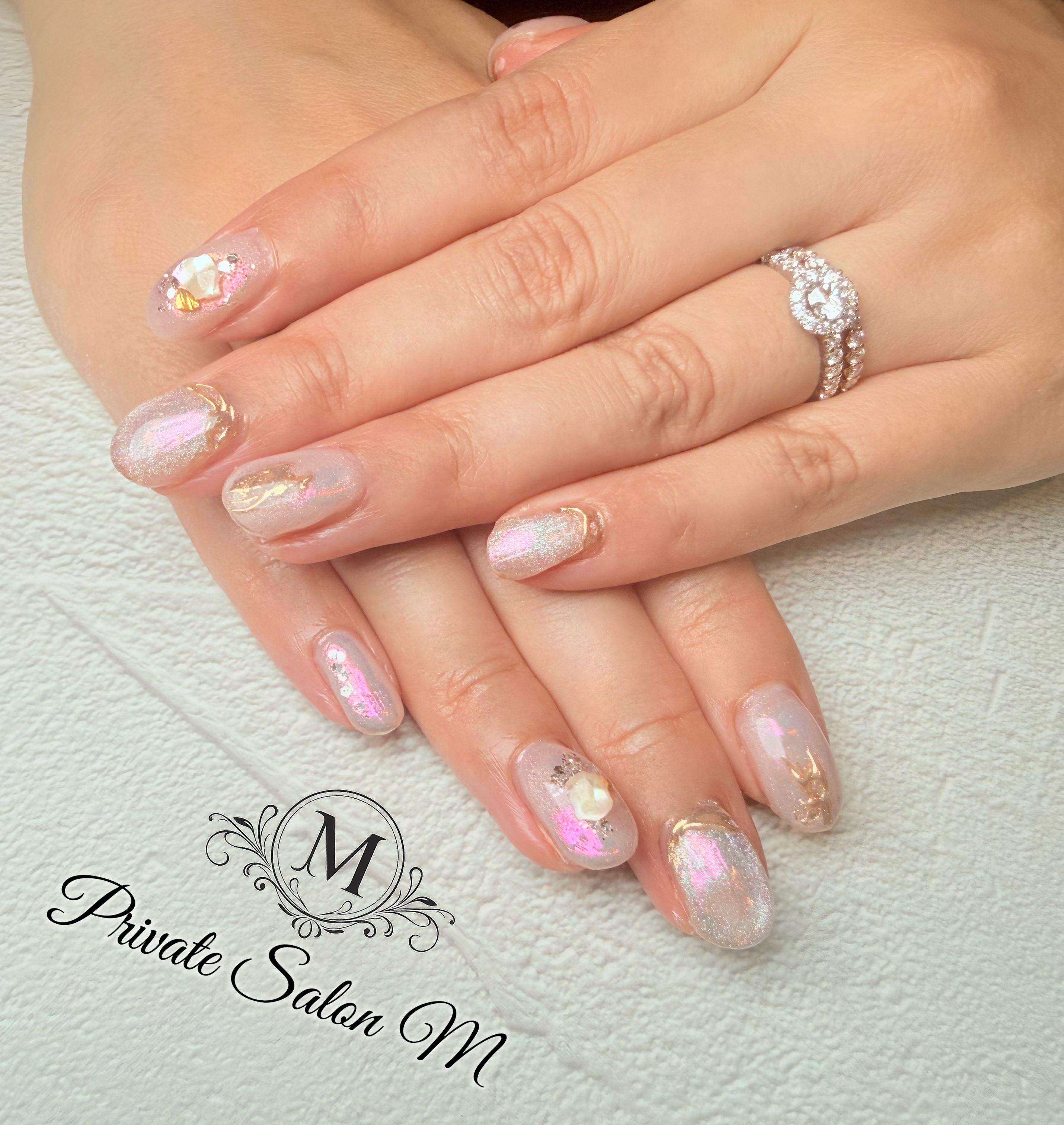Private.Salon.M