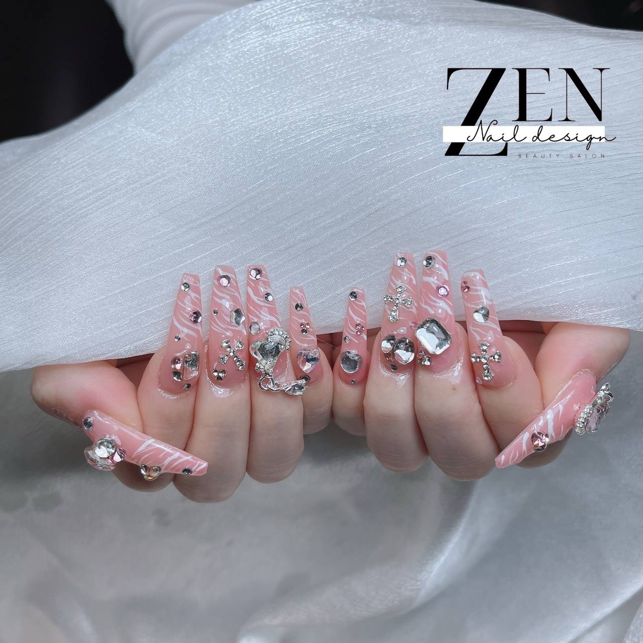 Zen_nail_design