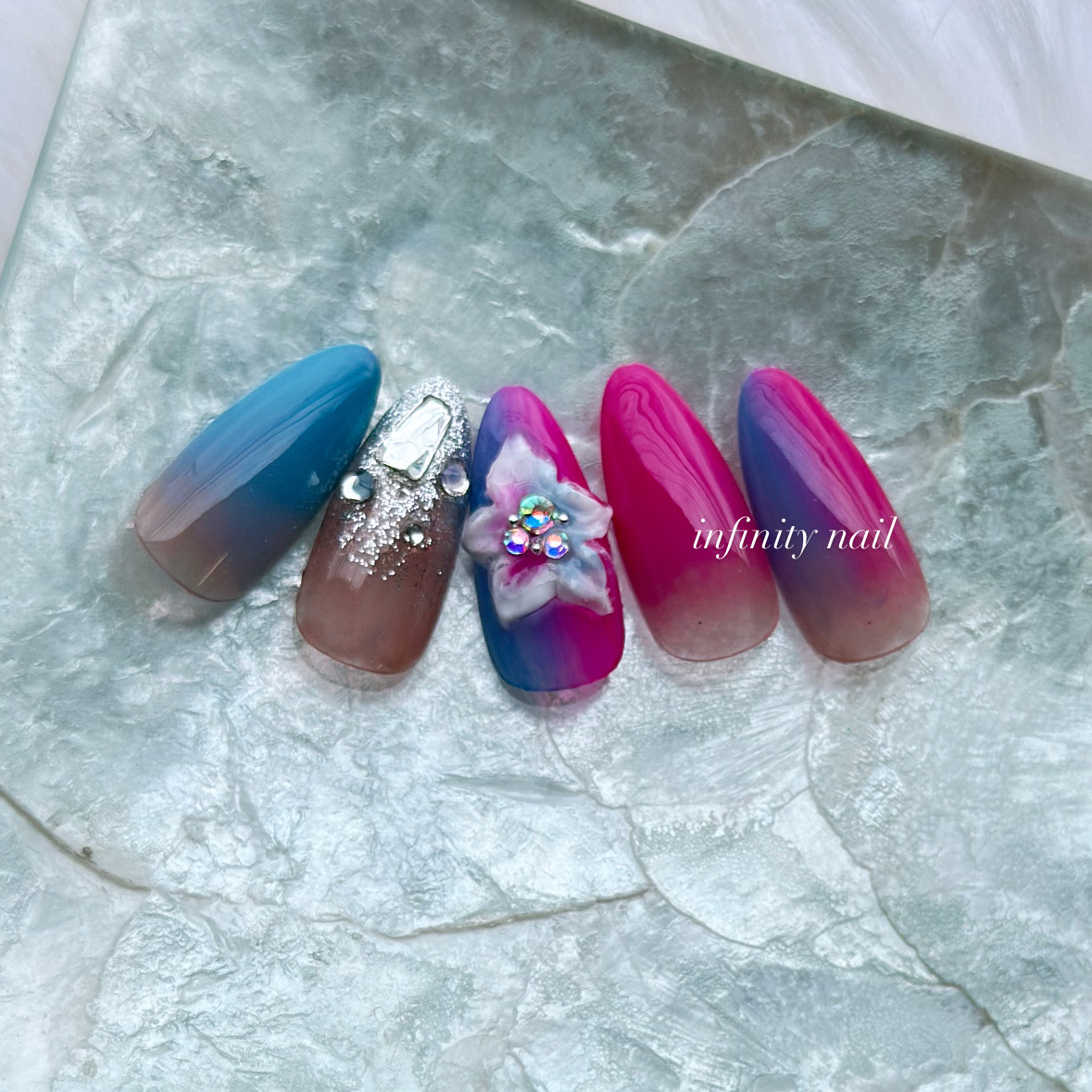 INFINITY_nail
