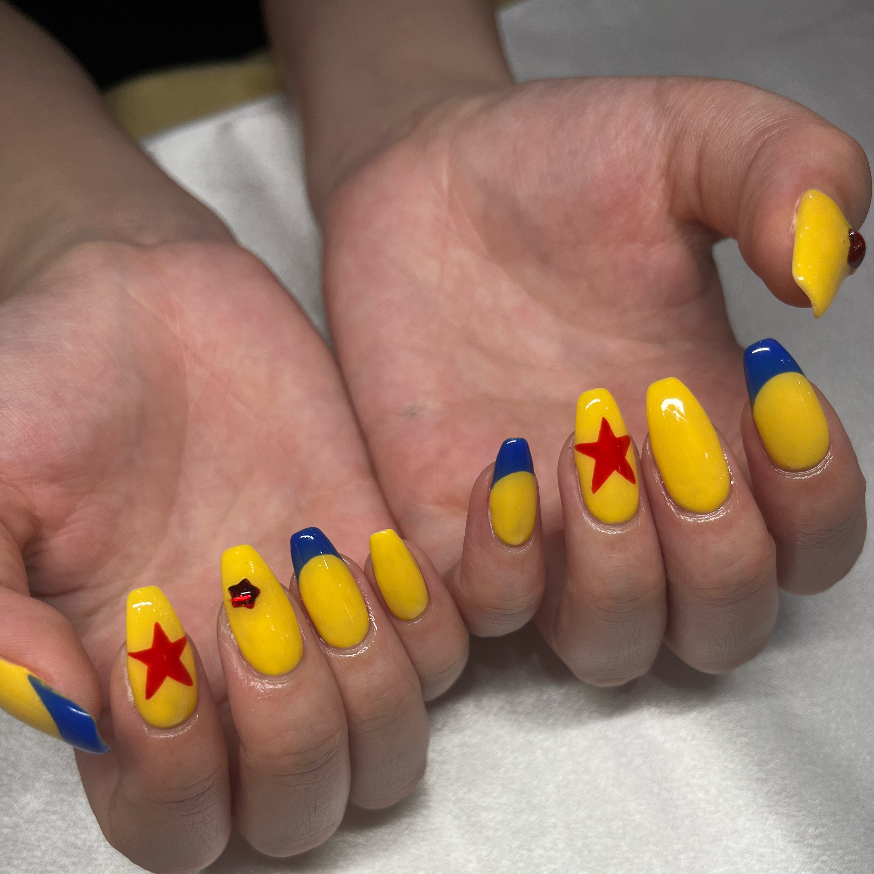 IRIS.nail