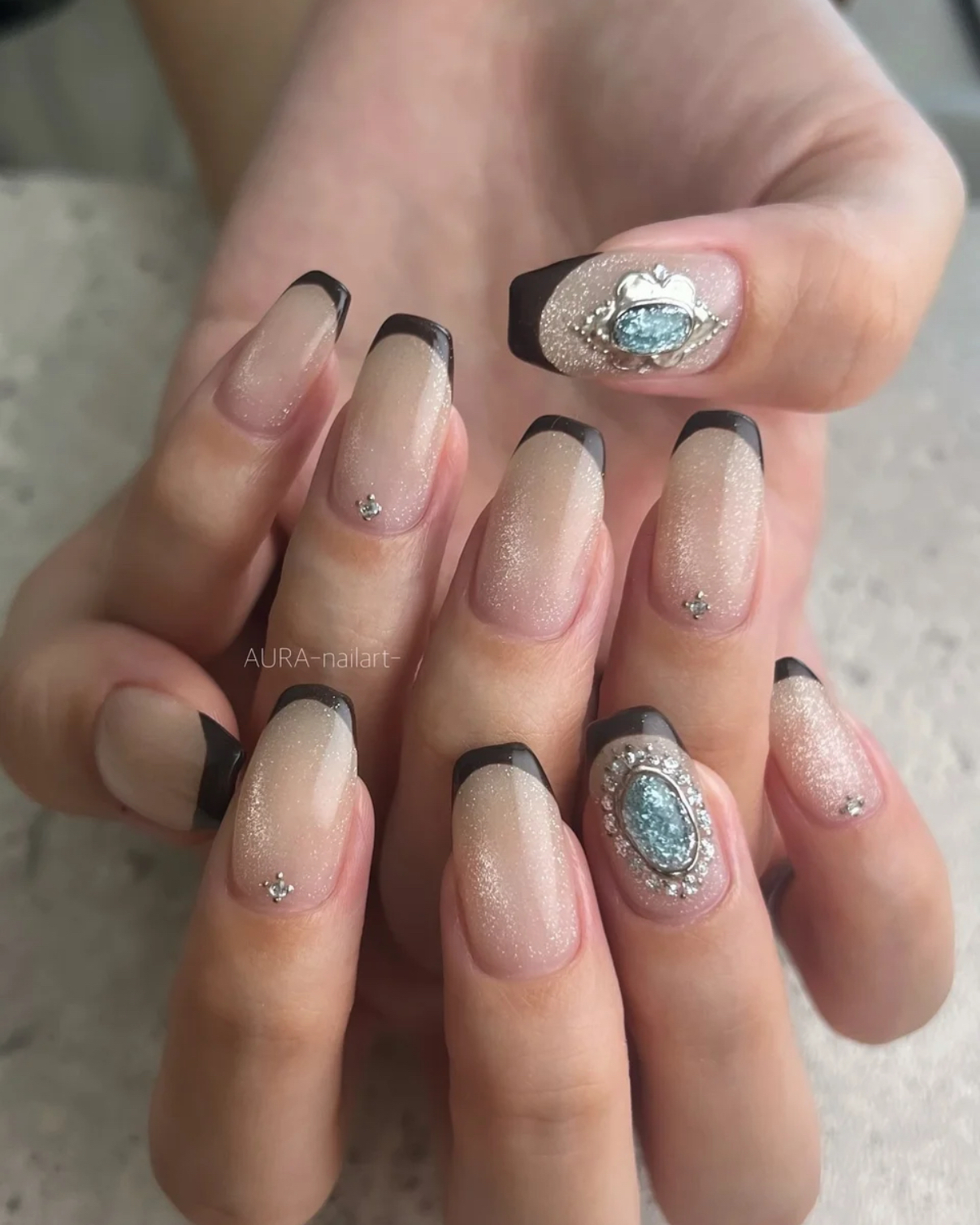 AURA_nailart
