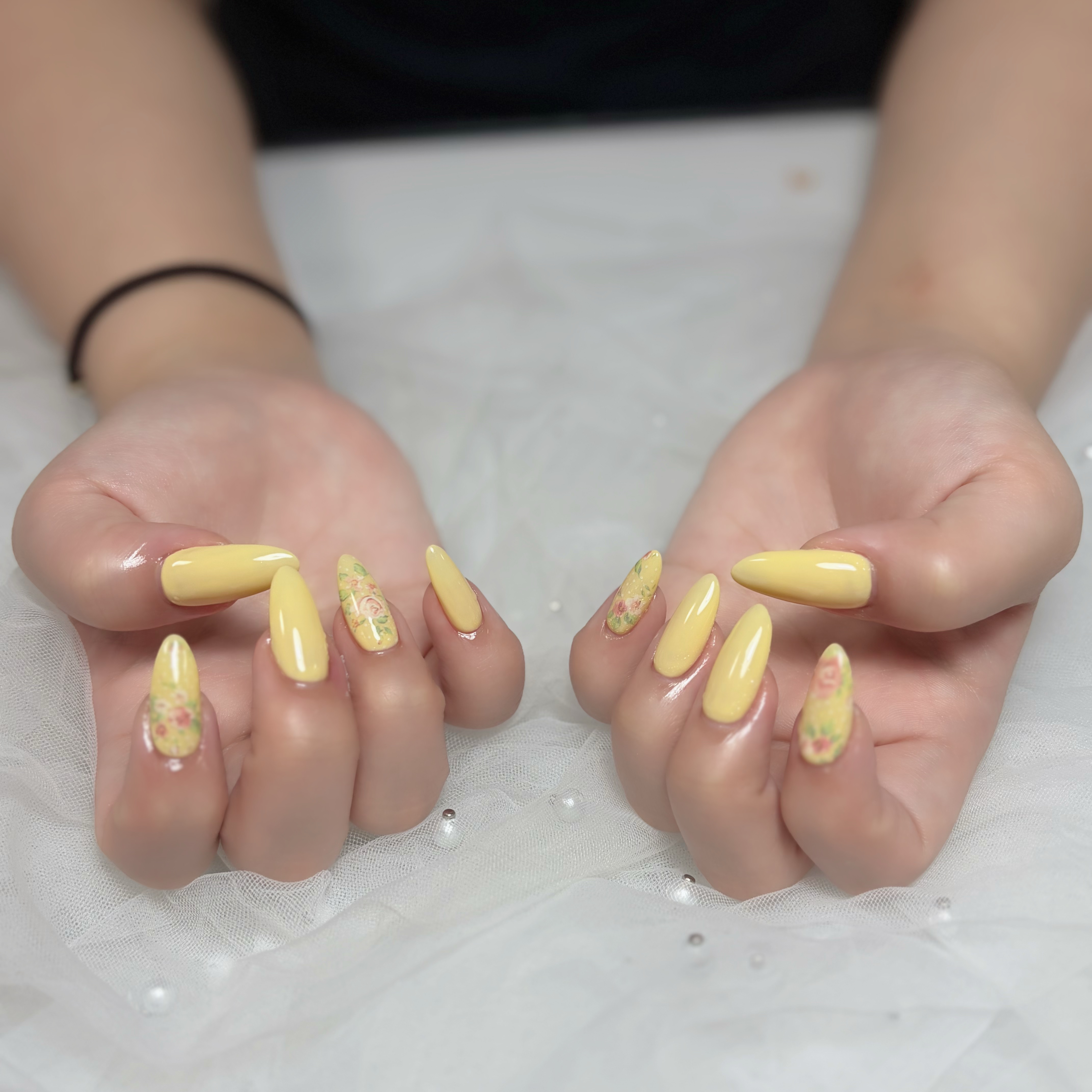 Huyn_Nail_