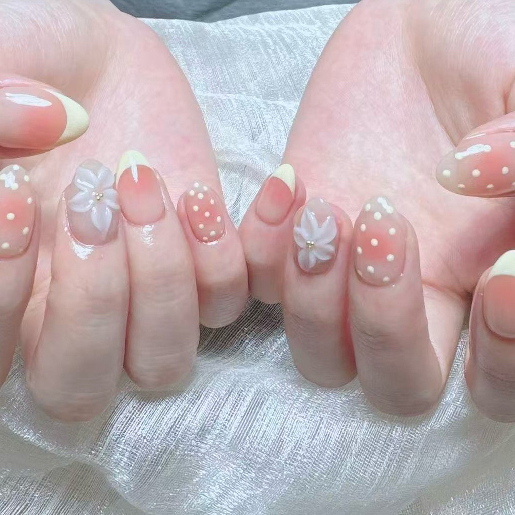 Nail_Jolie.123
