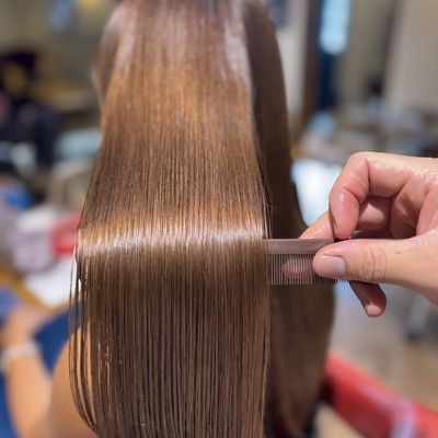 【美容業界最高峰のメテオストレート】cut＋メテオ髪質改善縮毛矯正¥24,640