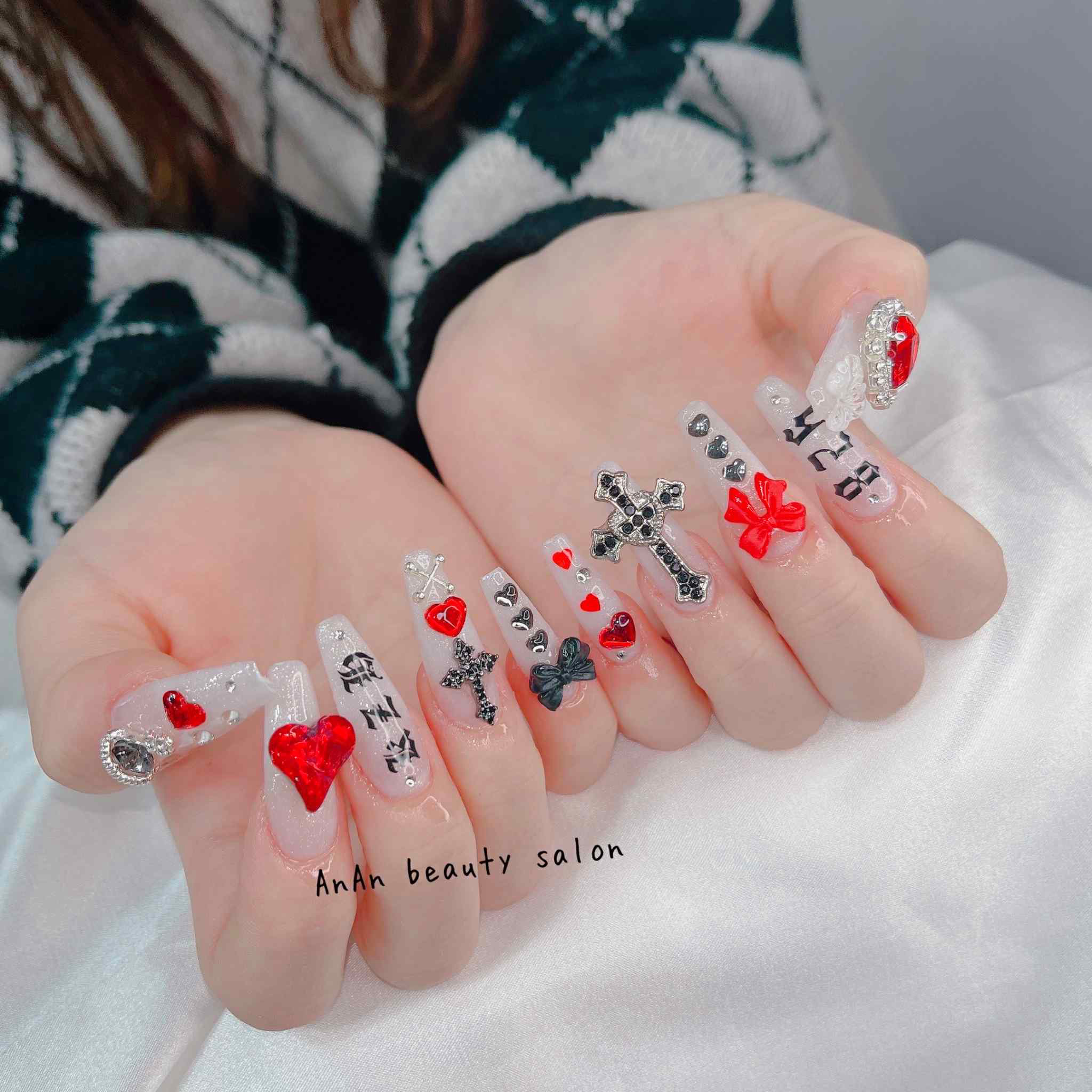 Daly_Nail