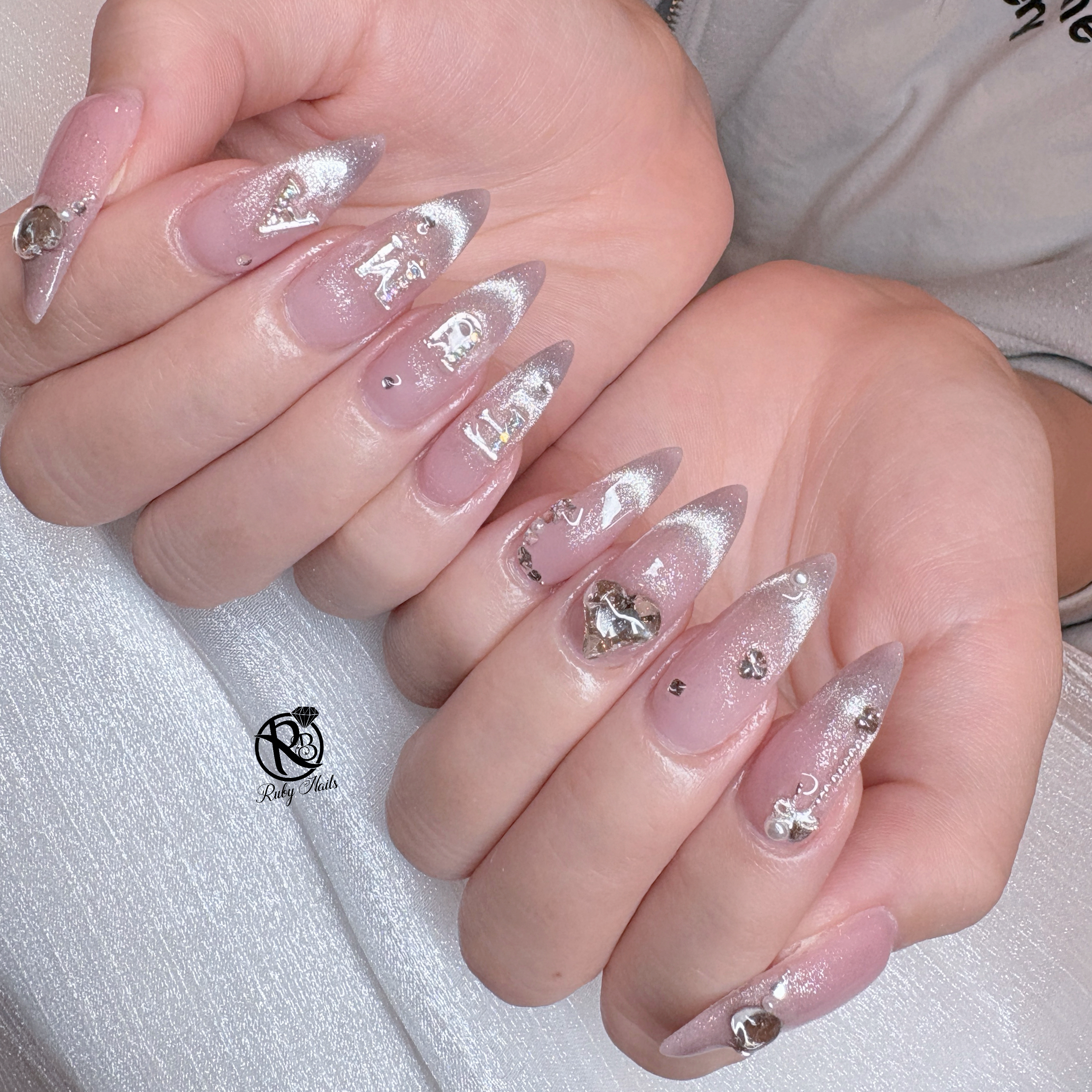 Emmy__Mint