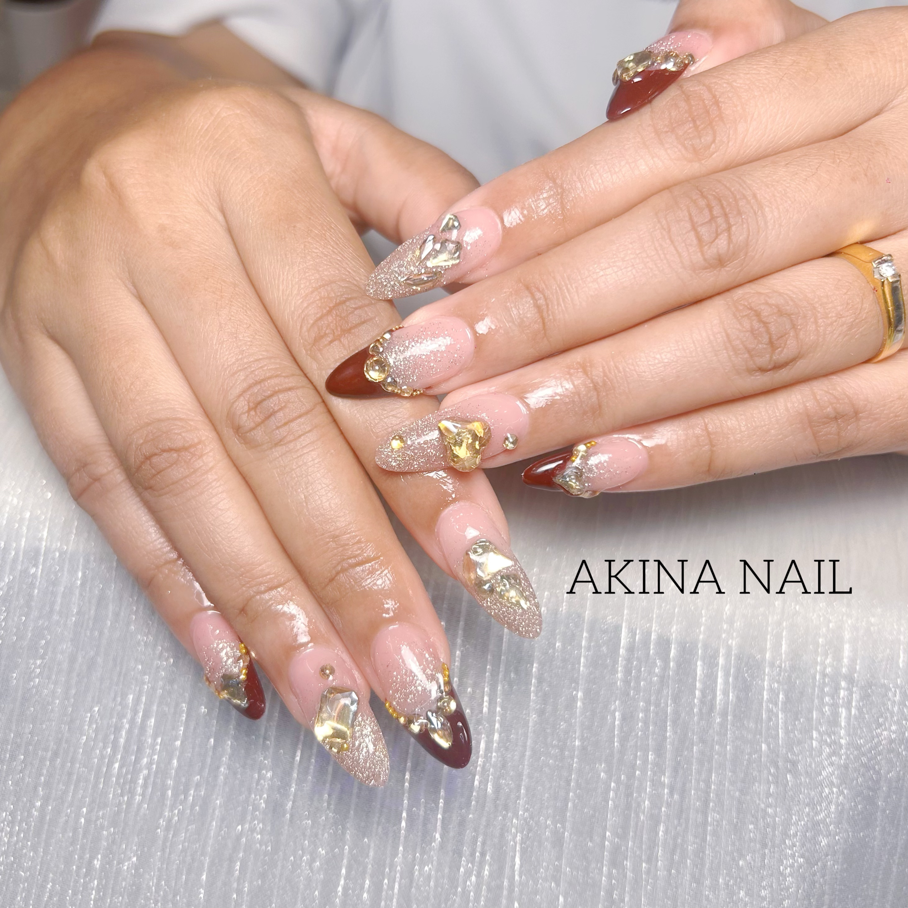 Mirai_Nails