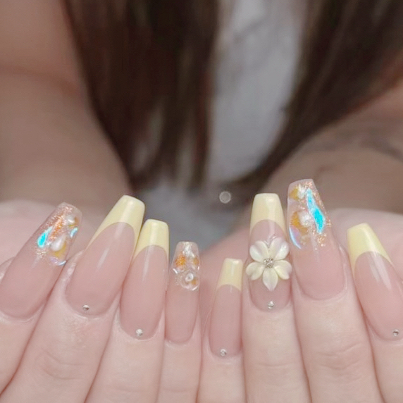 Moomi.nailsalon