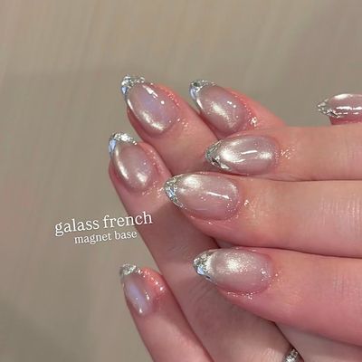 【美大生‼️ネイリスト】【うるツヤ透明感✨】マグネット×ガラスフレンチ